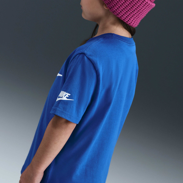 Nike image number 3 Nike image number 3