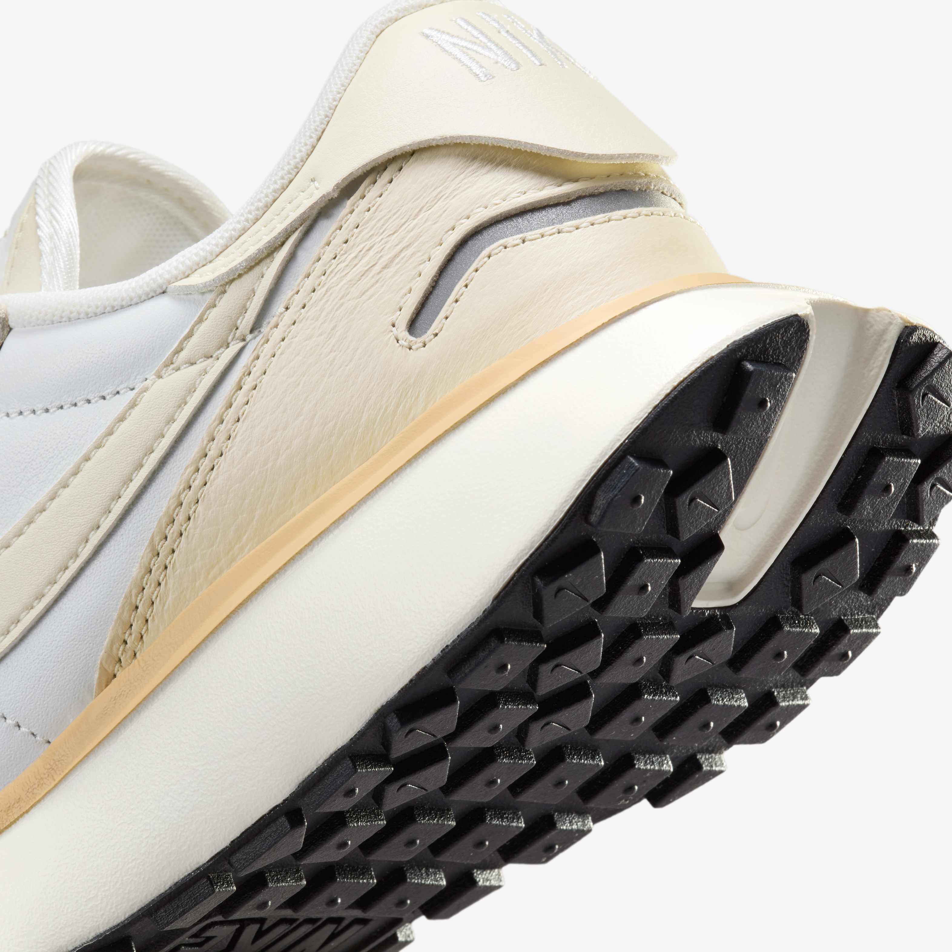 Nike Phoenix Waffle Leather image number 7