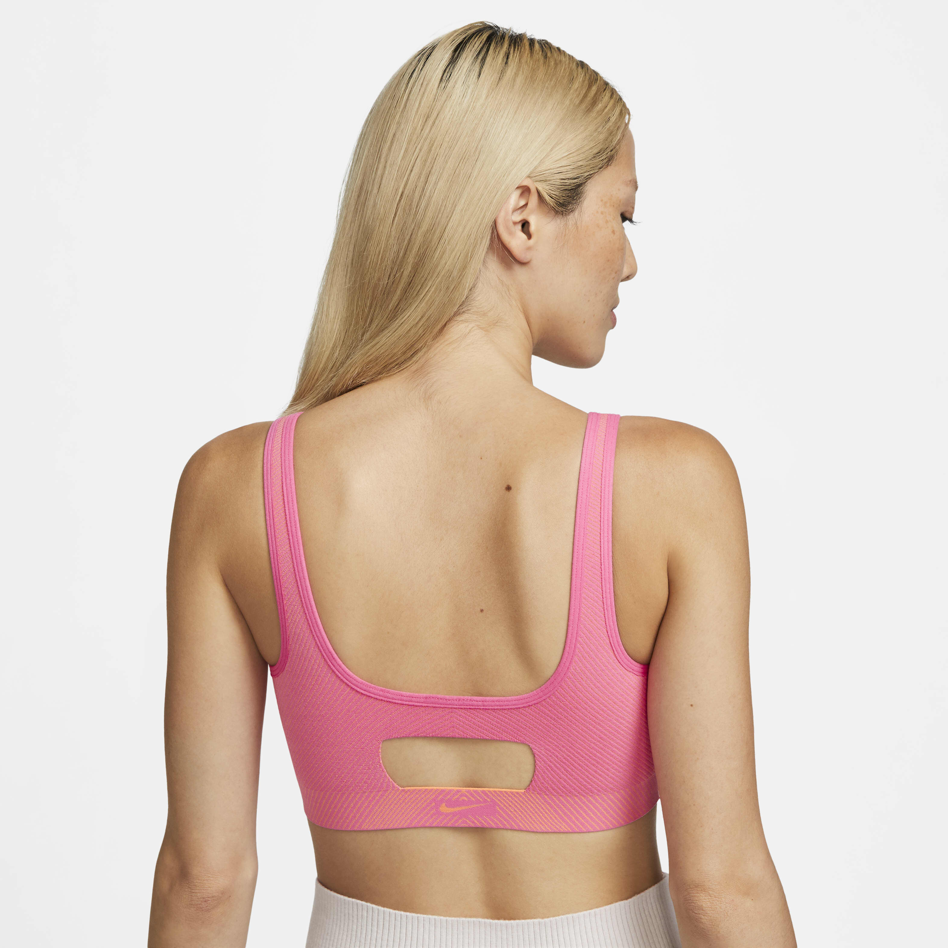 Nike Yoga Dri-FIT Indy Seamless image number 1