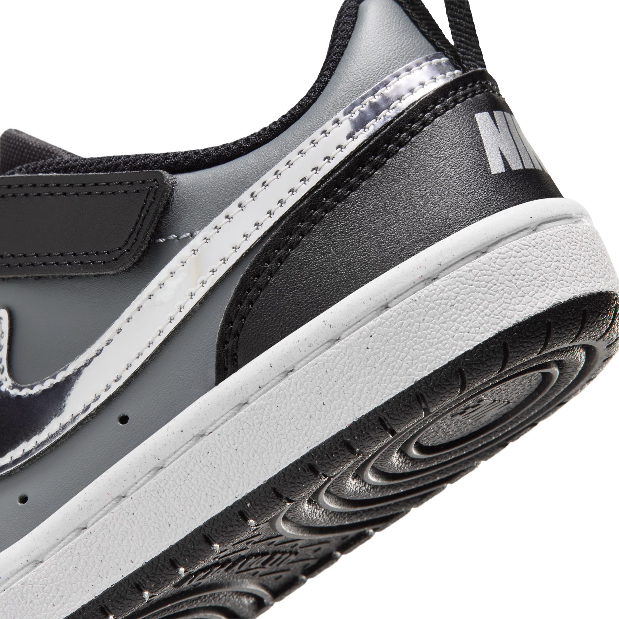 Nike Court Borough Low image number 9