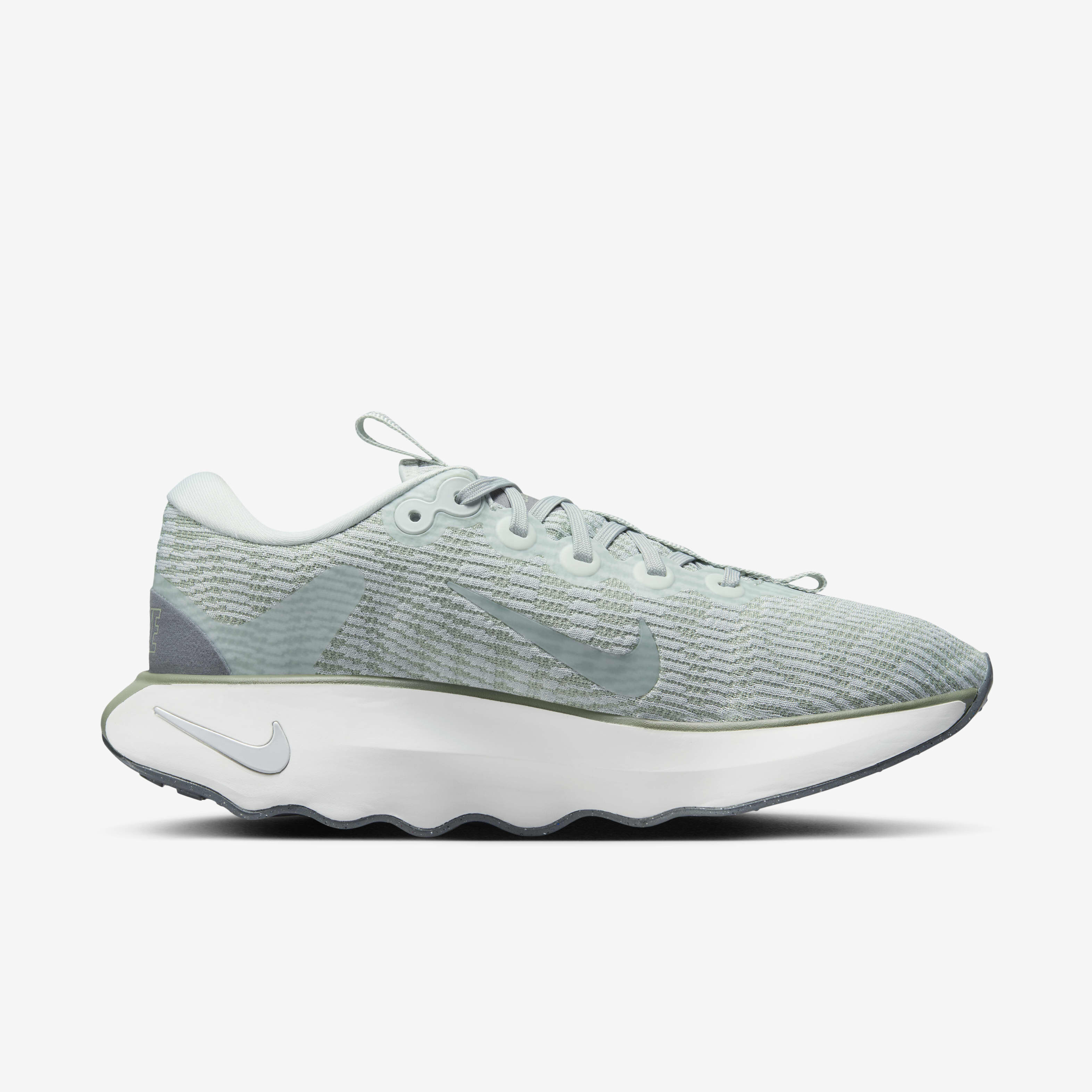 نايكي موتيفا image number 2