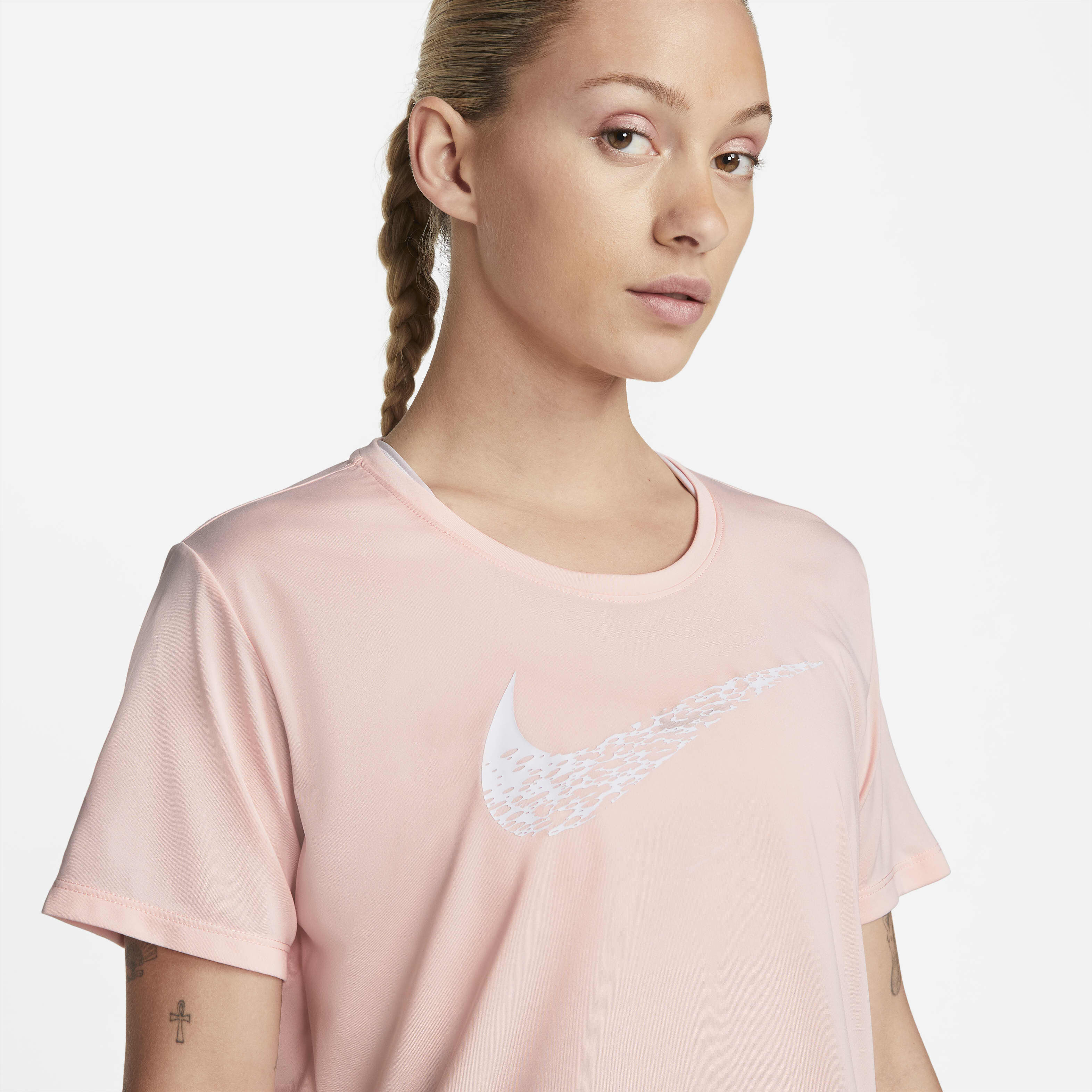 Nike Swoosh Run image number 2