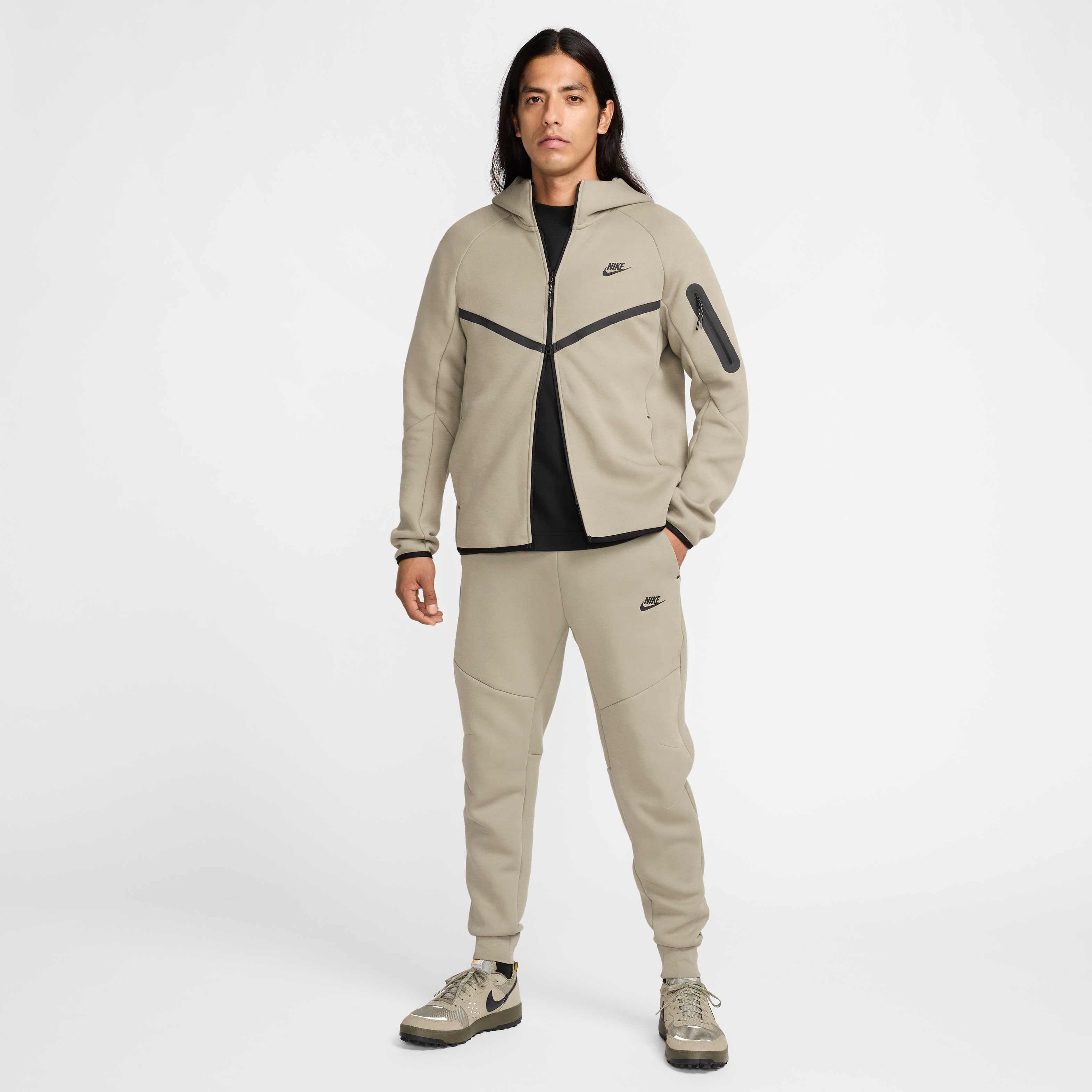 Nike Tech image number 8