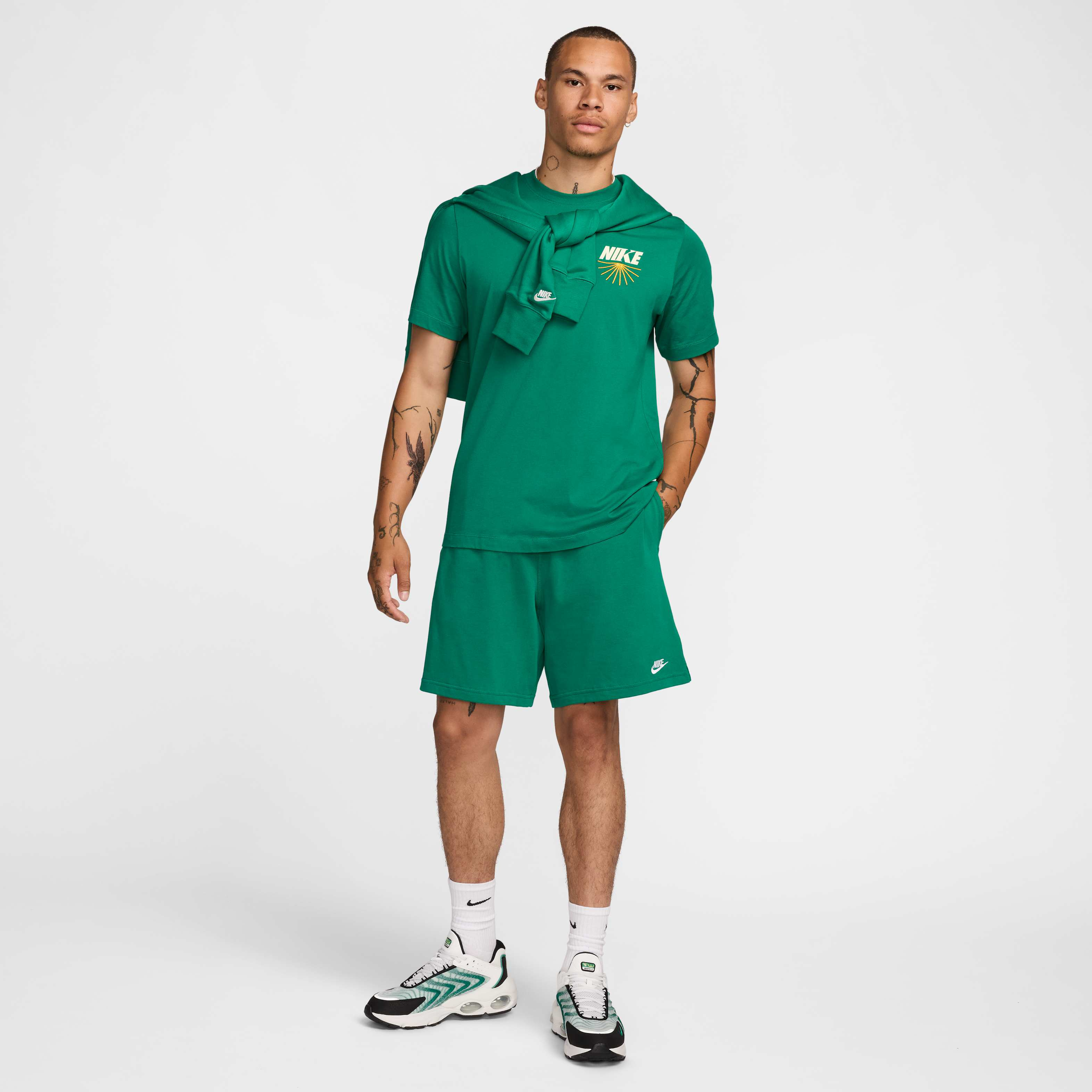 Nike Sportswear Club image number 5