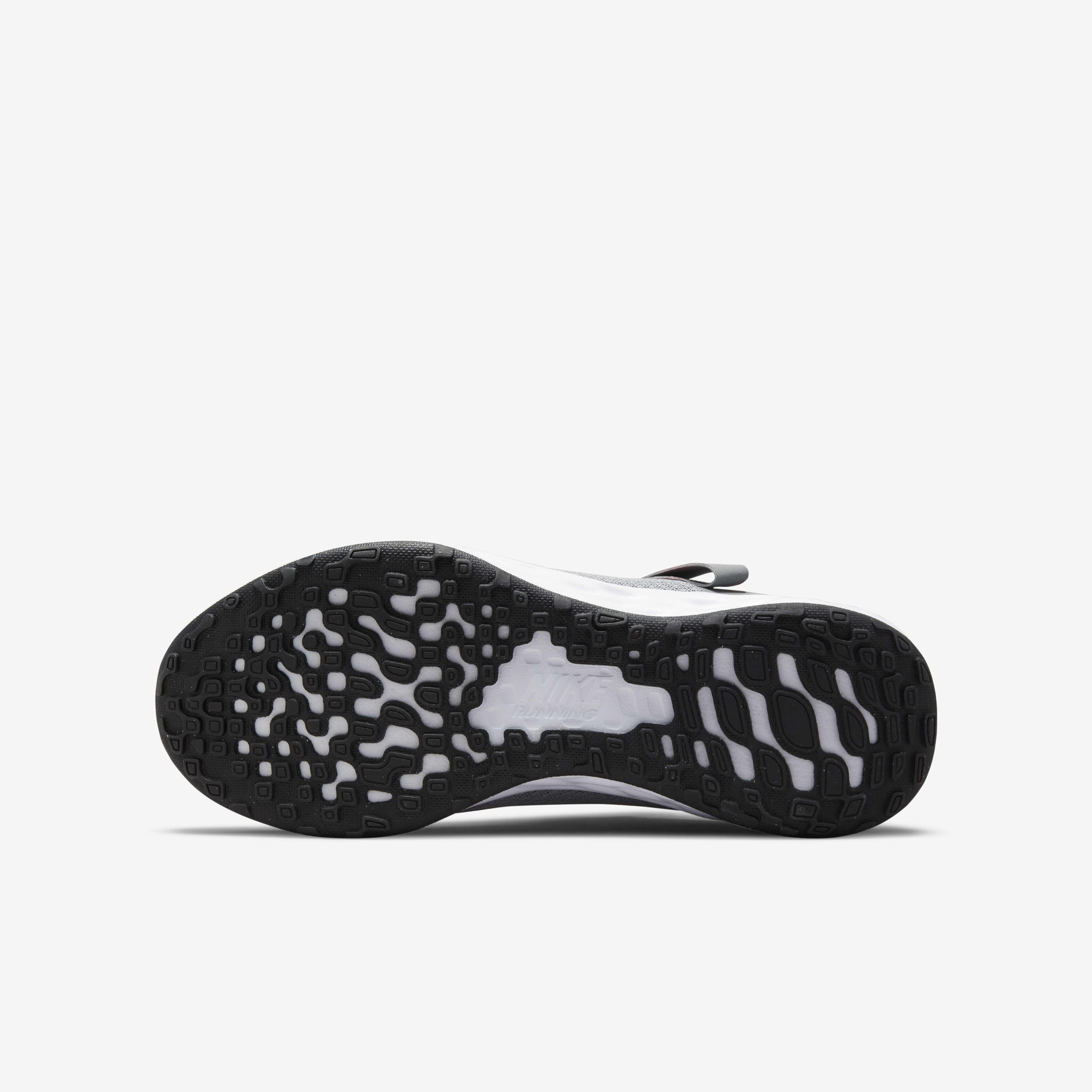 Nike Revolution 6 FlyEase image number 1