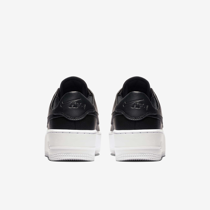 نايكي اير فورس 1 سيج لو image number 5 نايكي اير فورس 1 سيج لو image number 5