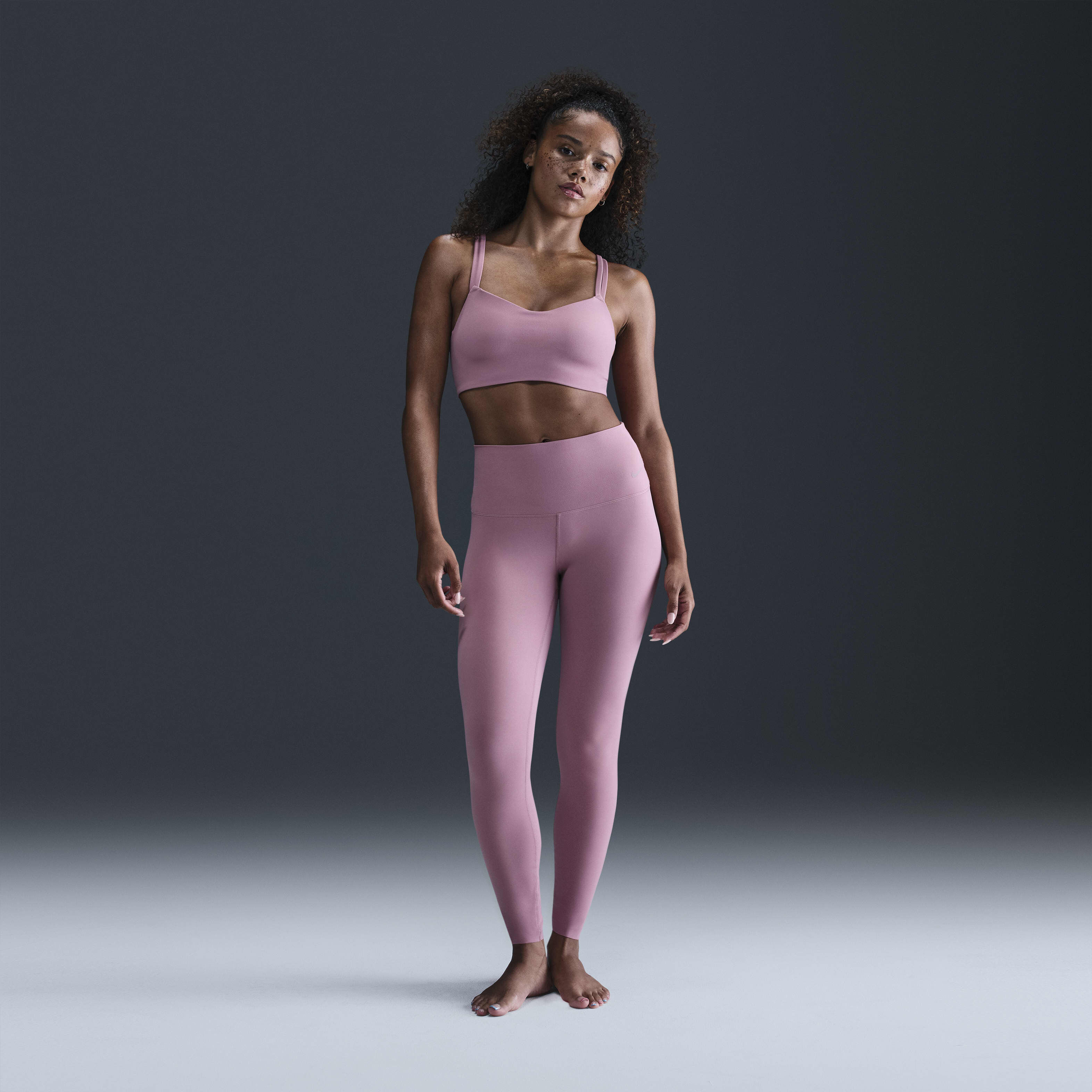 نايكي اليت ترايس image number 3