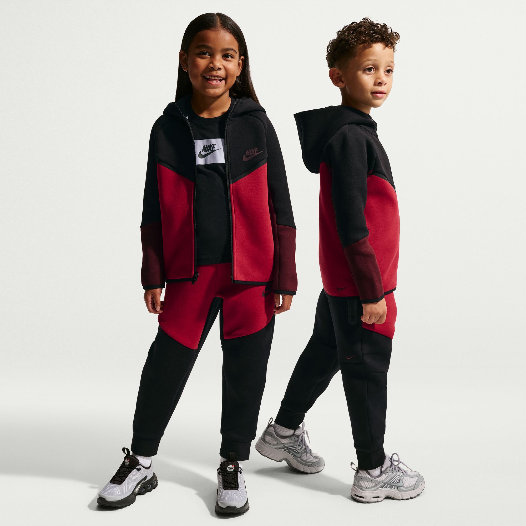 Nike Sportswear image number 1