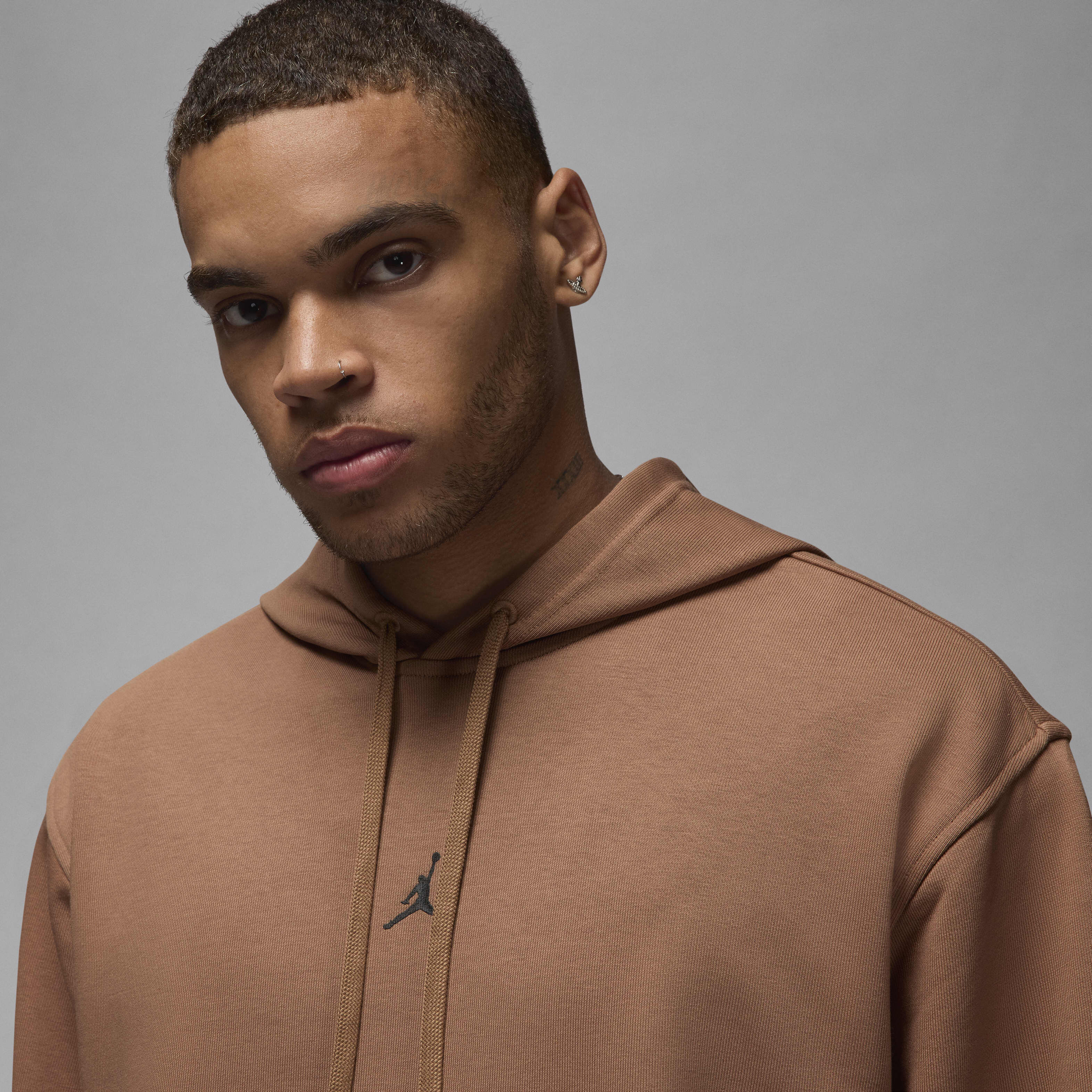 Jordan Sport Crossover image number 2