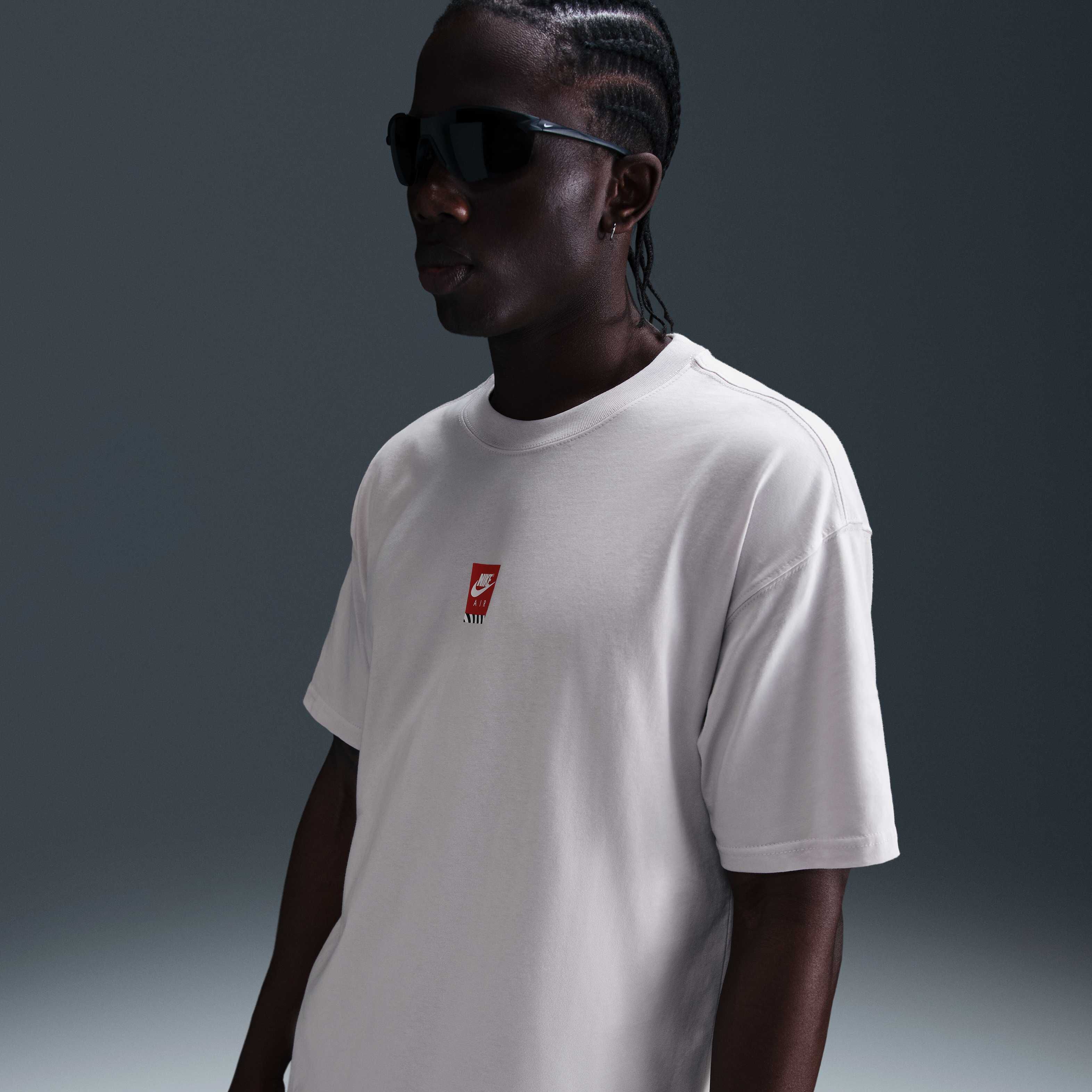 ★Nike★ Sportswear Max90 T-shirt M Vest Gray HJ0769078 HJ07 Buy Nike Sportswear Max90 T-Shirt - Vast Grey | Nike UAE