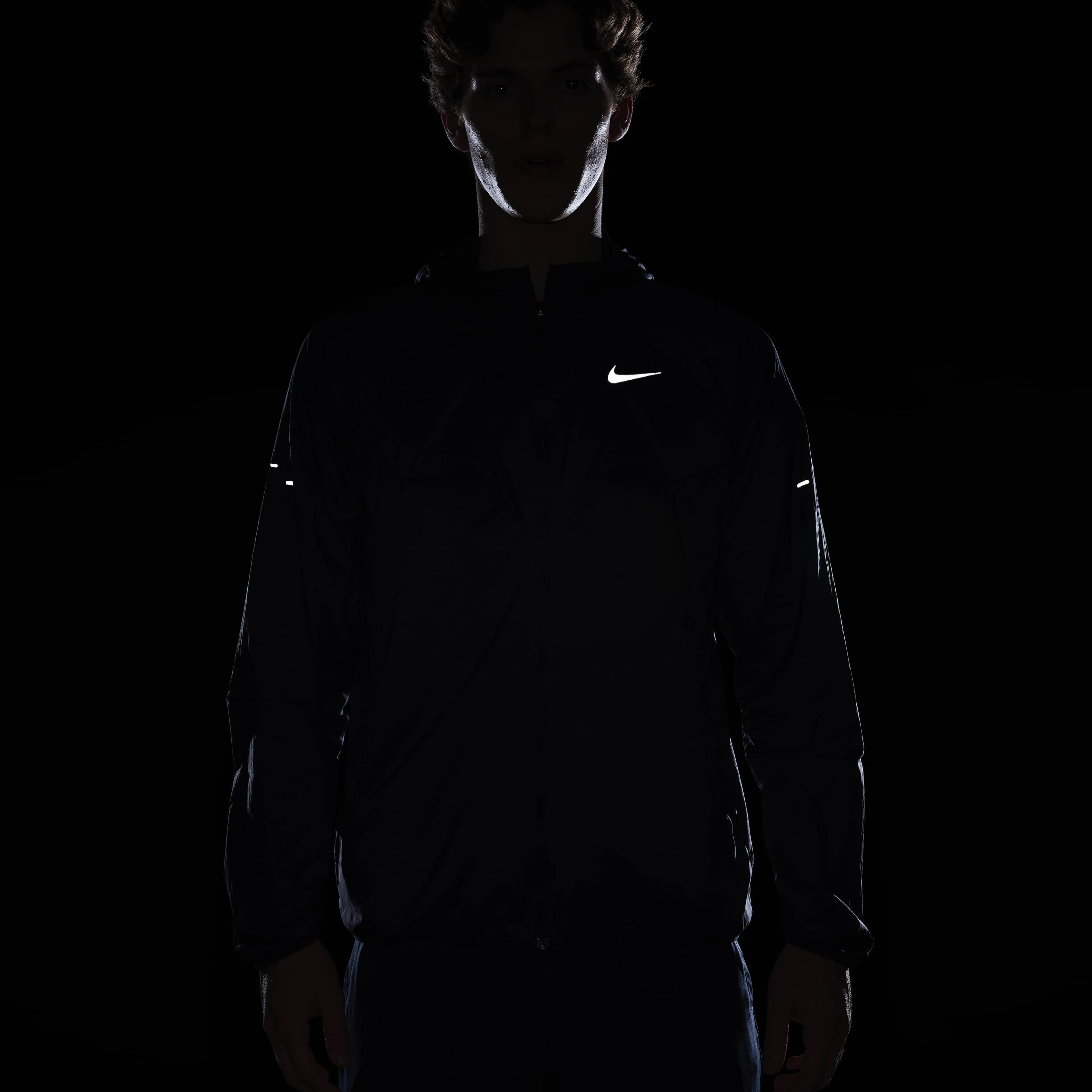 Nike Stride image number 6