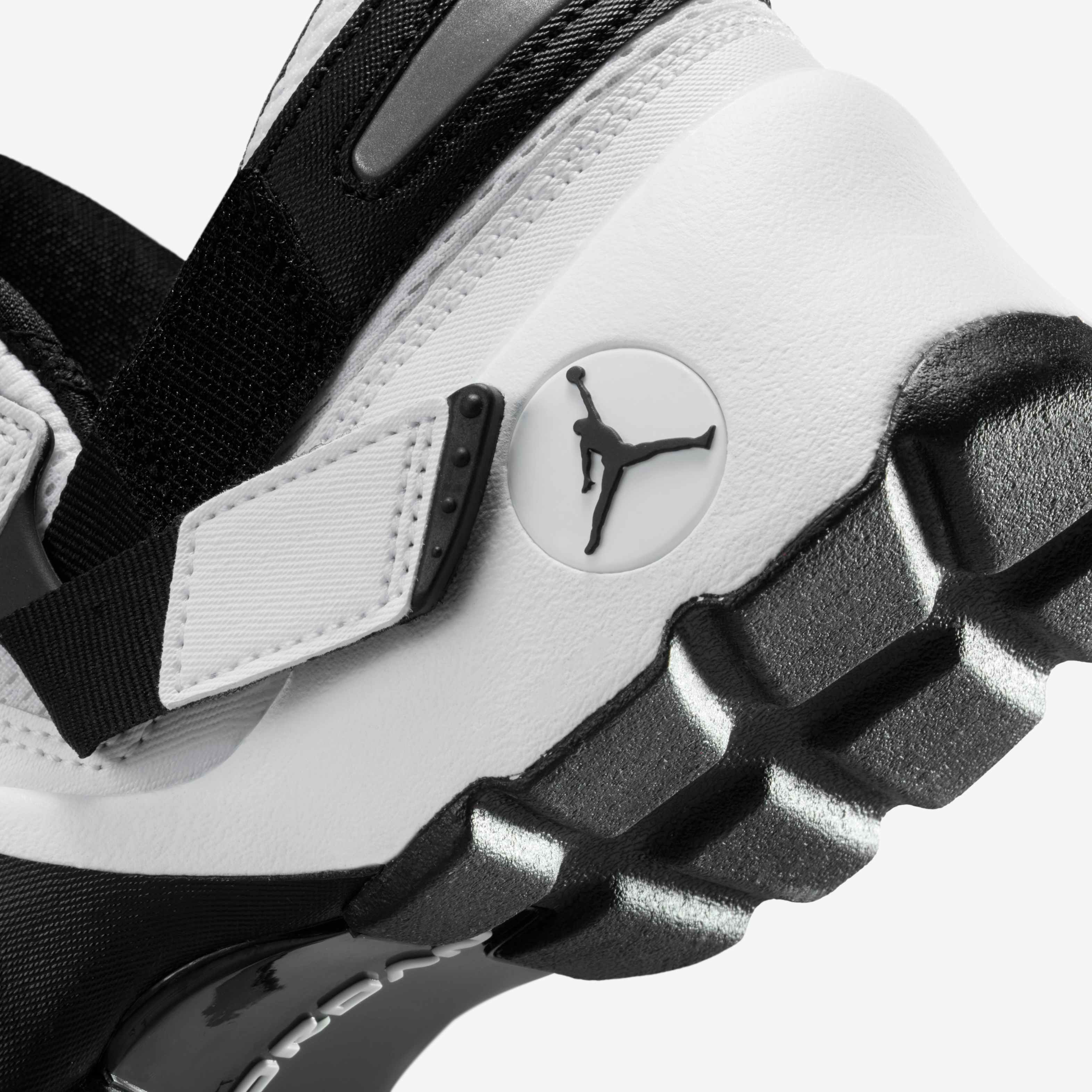 جوردن ترانر LX image number 7