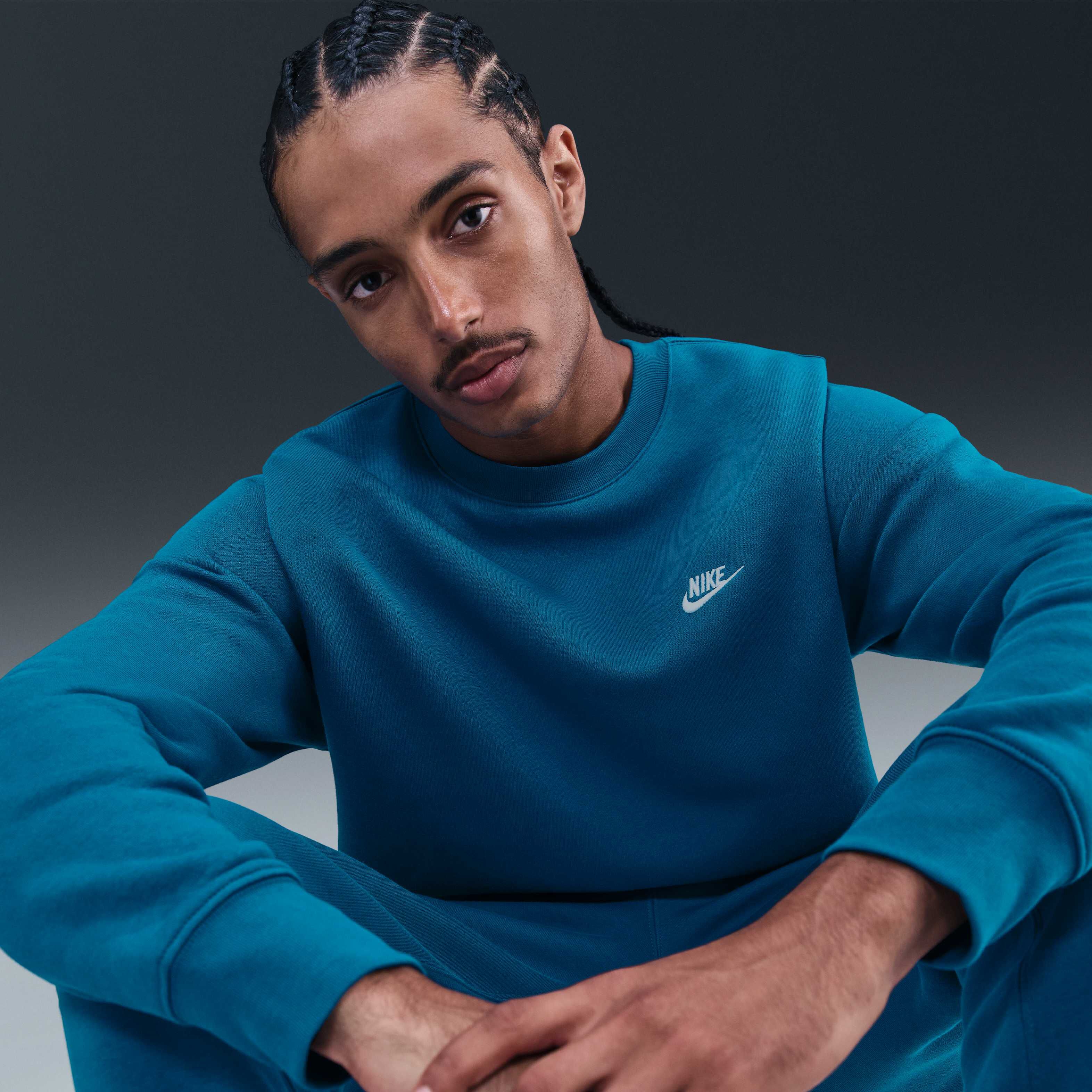 نايكي كلوب image number 2