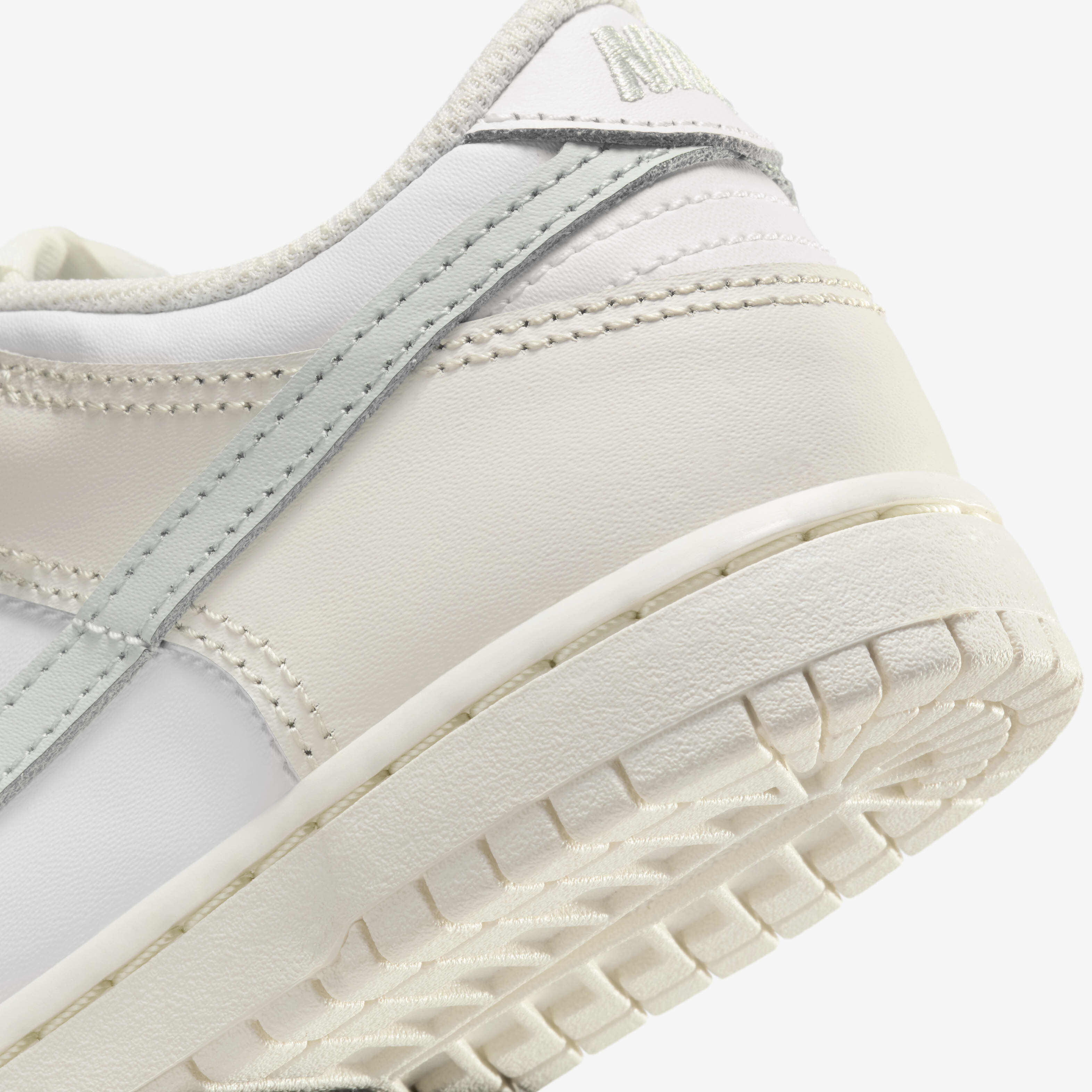 نايكي دانك لو image number 7