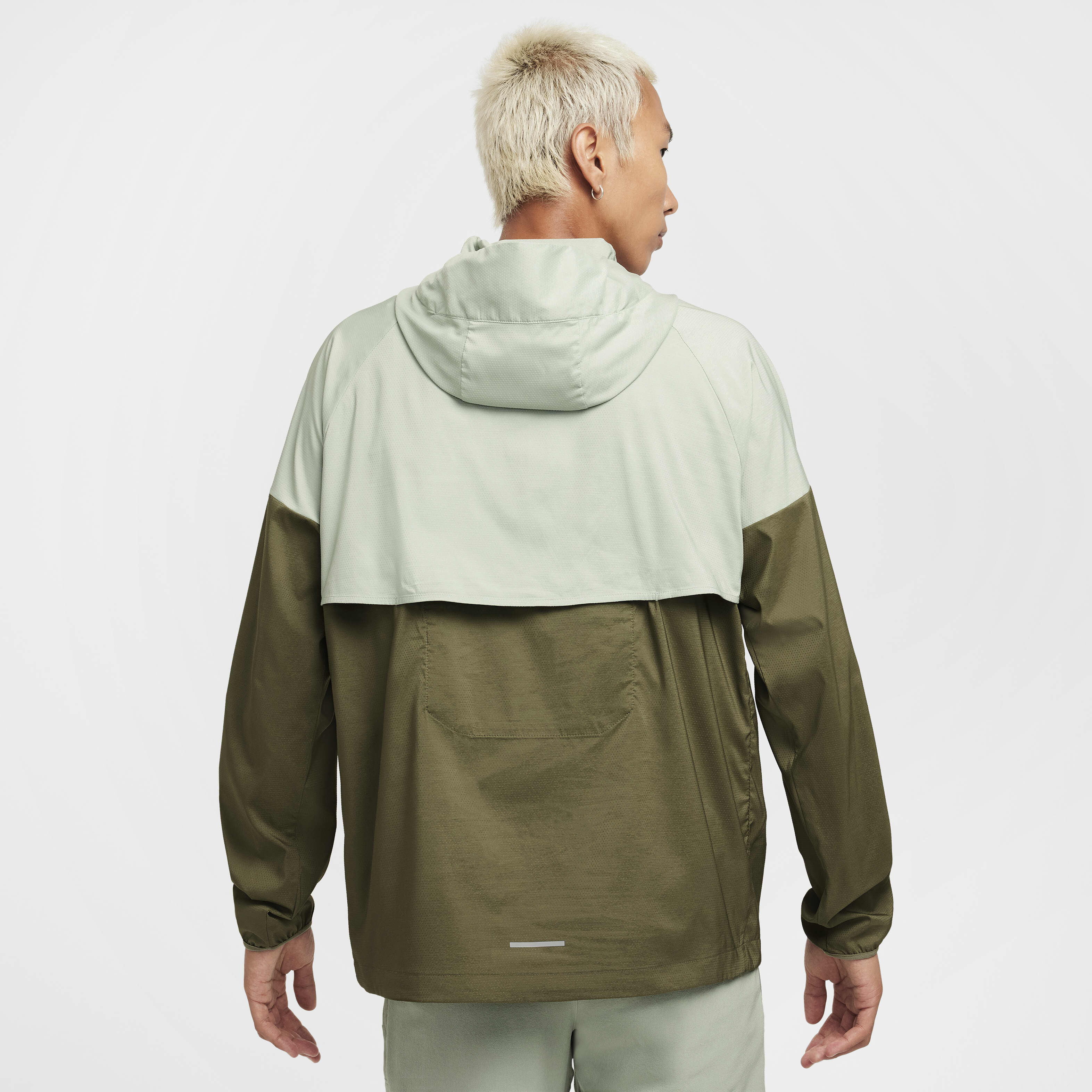Nike Windrunner image number 1