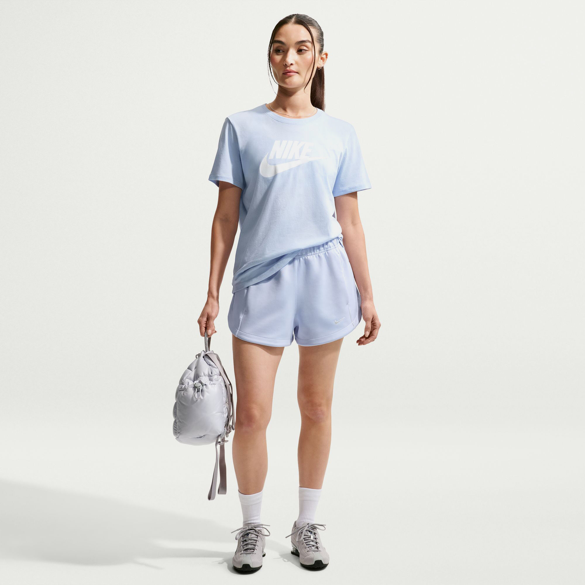 نايكي سبورتسوير اسينشالز image number 0