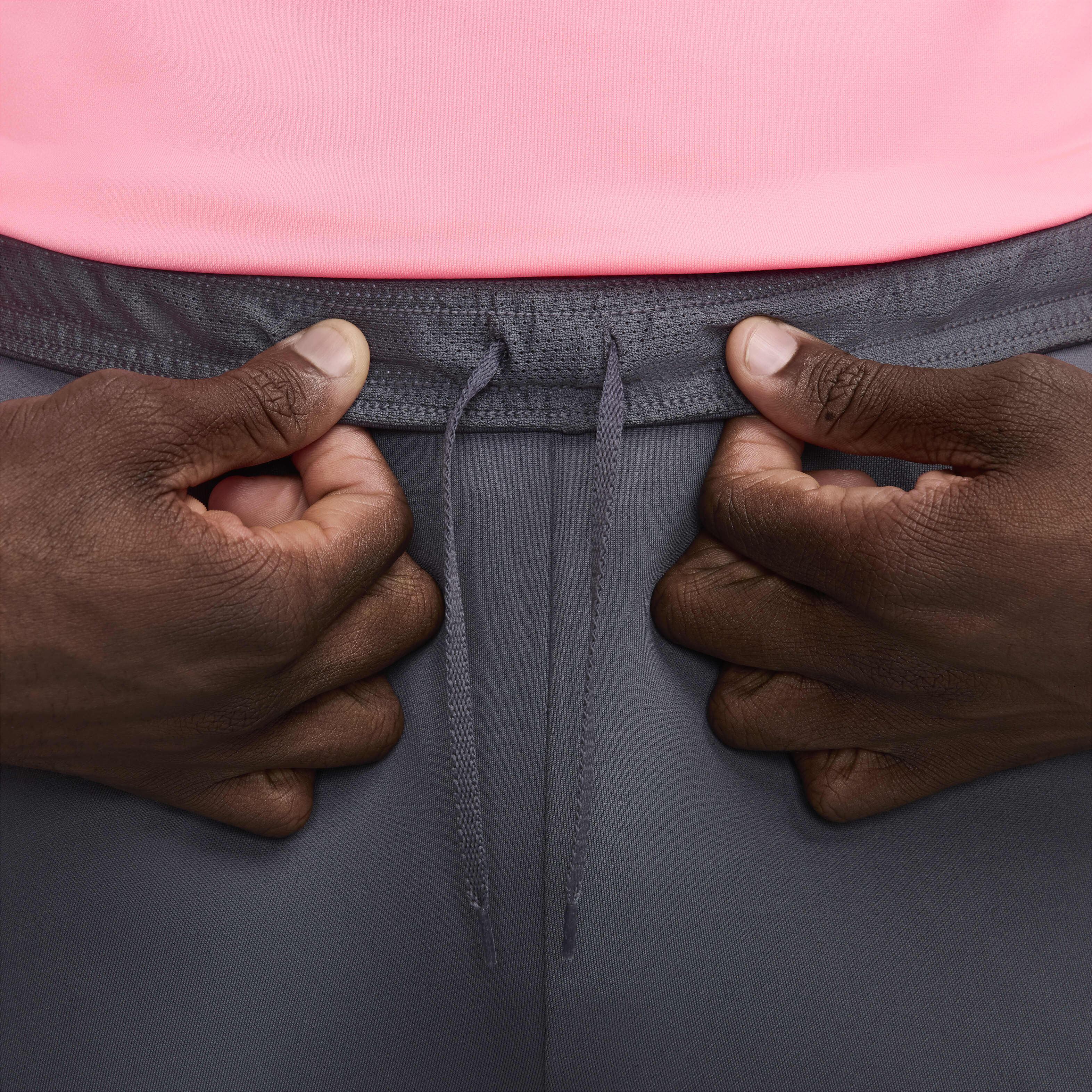 Nike Strike image number 2