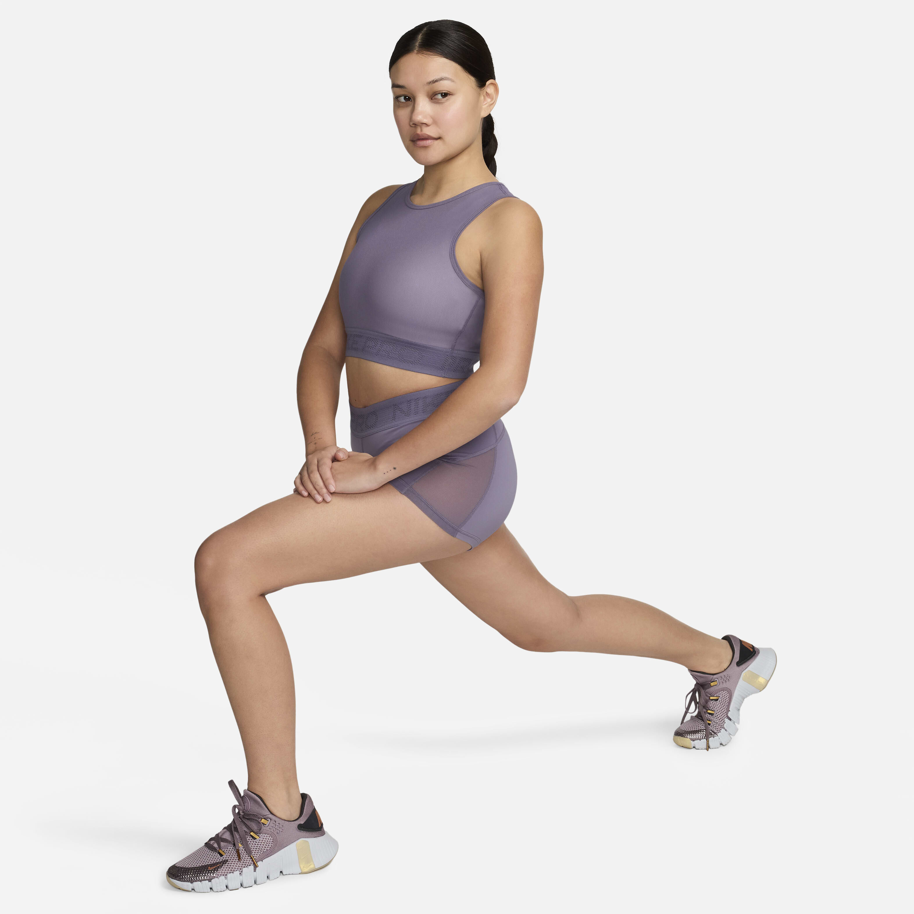 Nike Pro image number 4