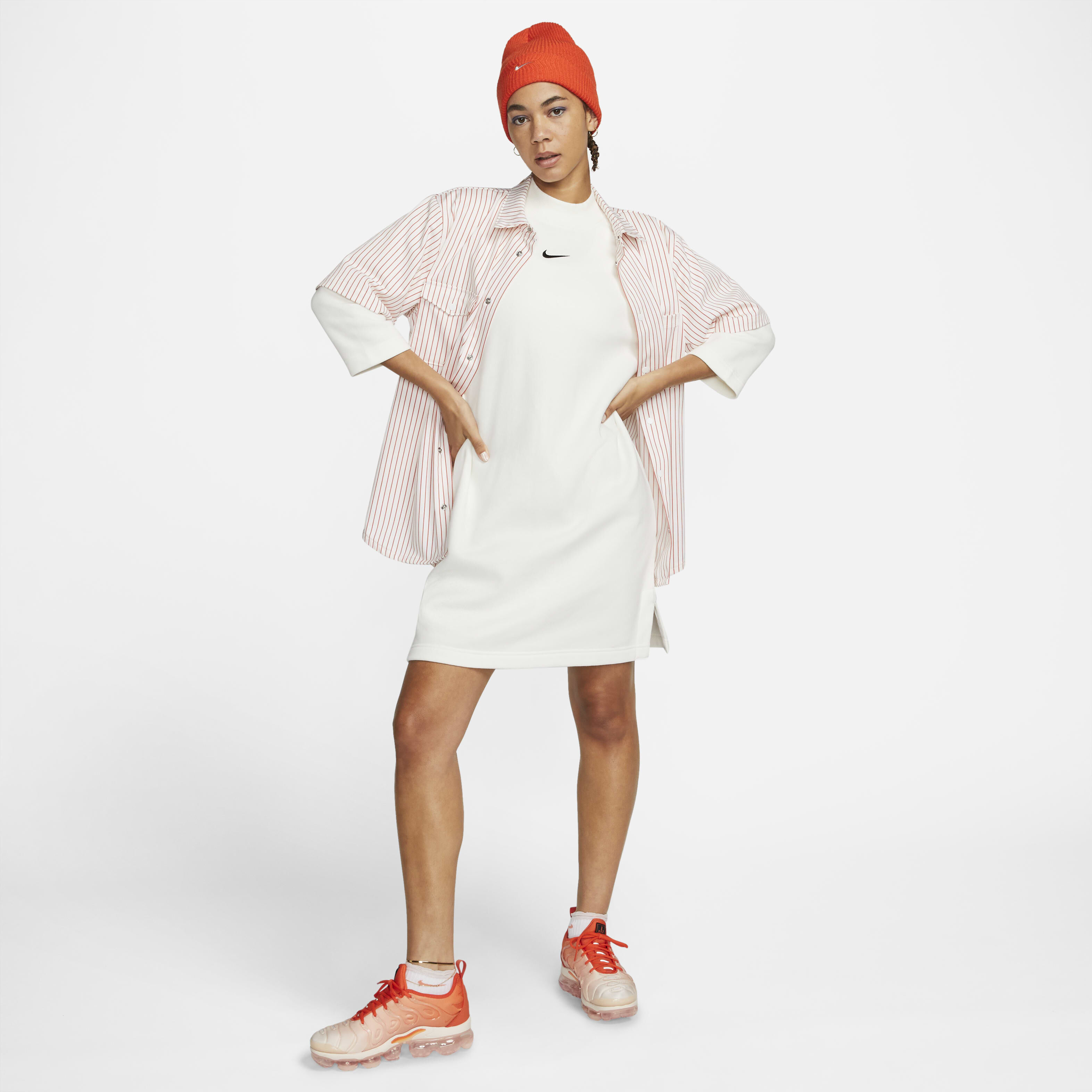 نايكي سبورتسوير فينكس فليس image number 5