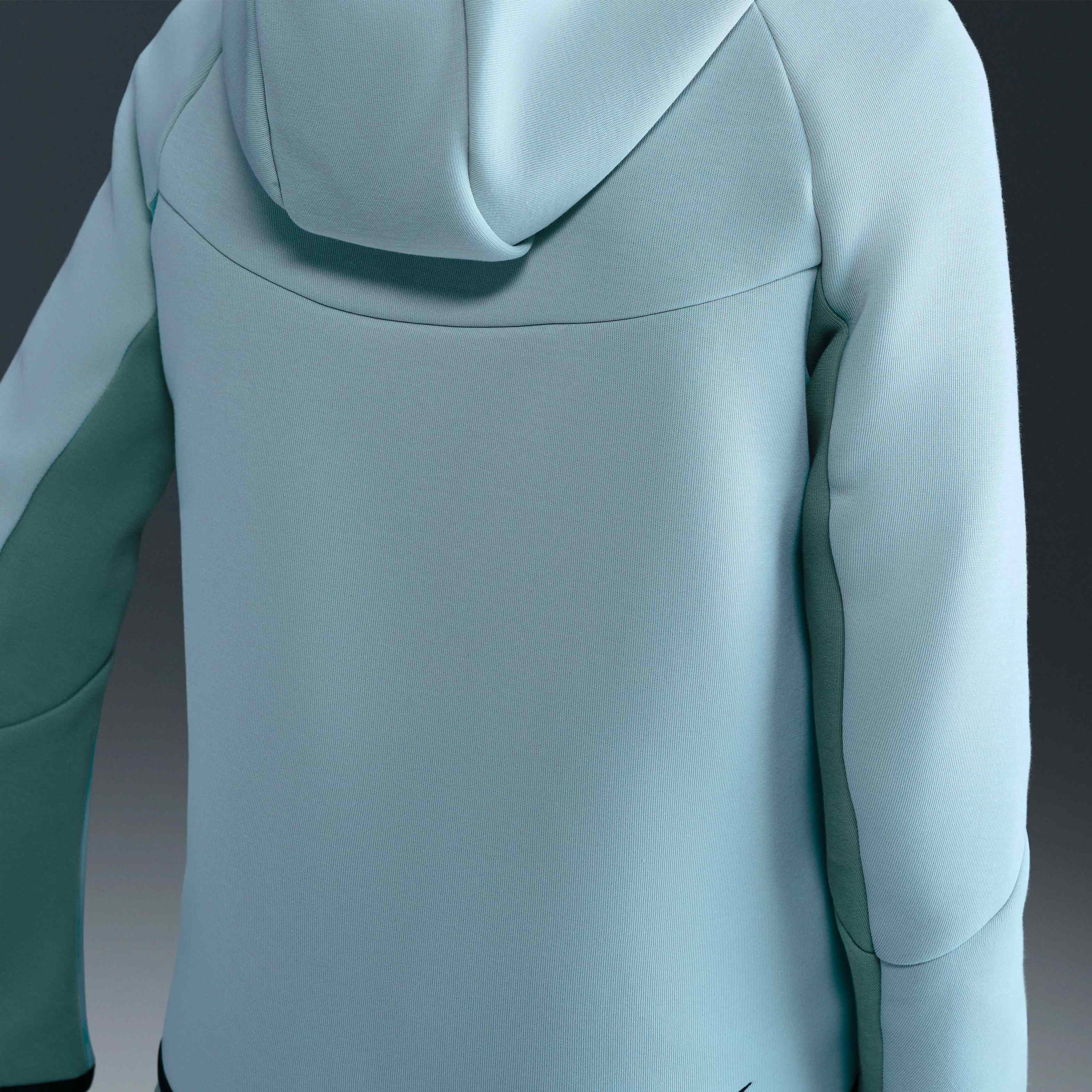 Nike Sportswear Tech Fleece image number 4