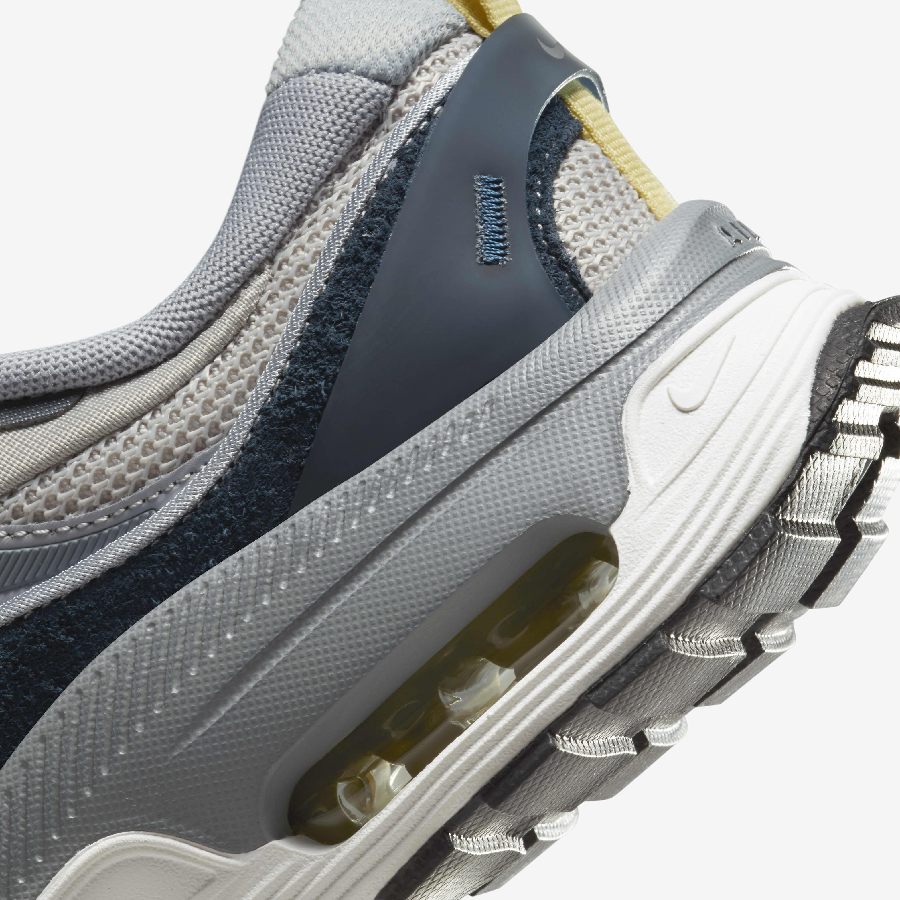 Nike Air Max Bliss image number 8