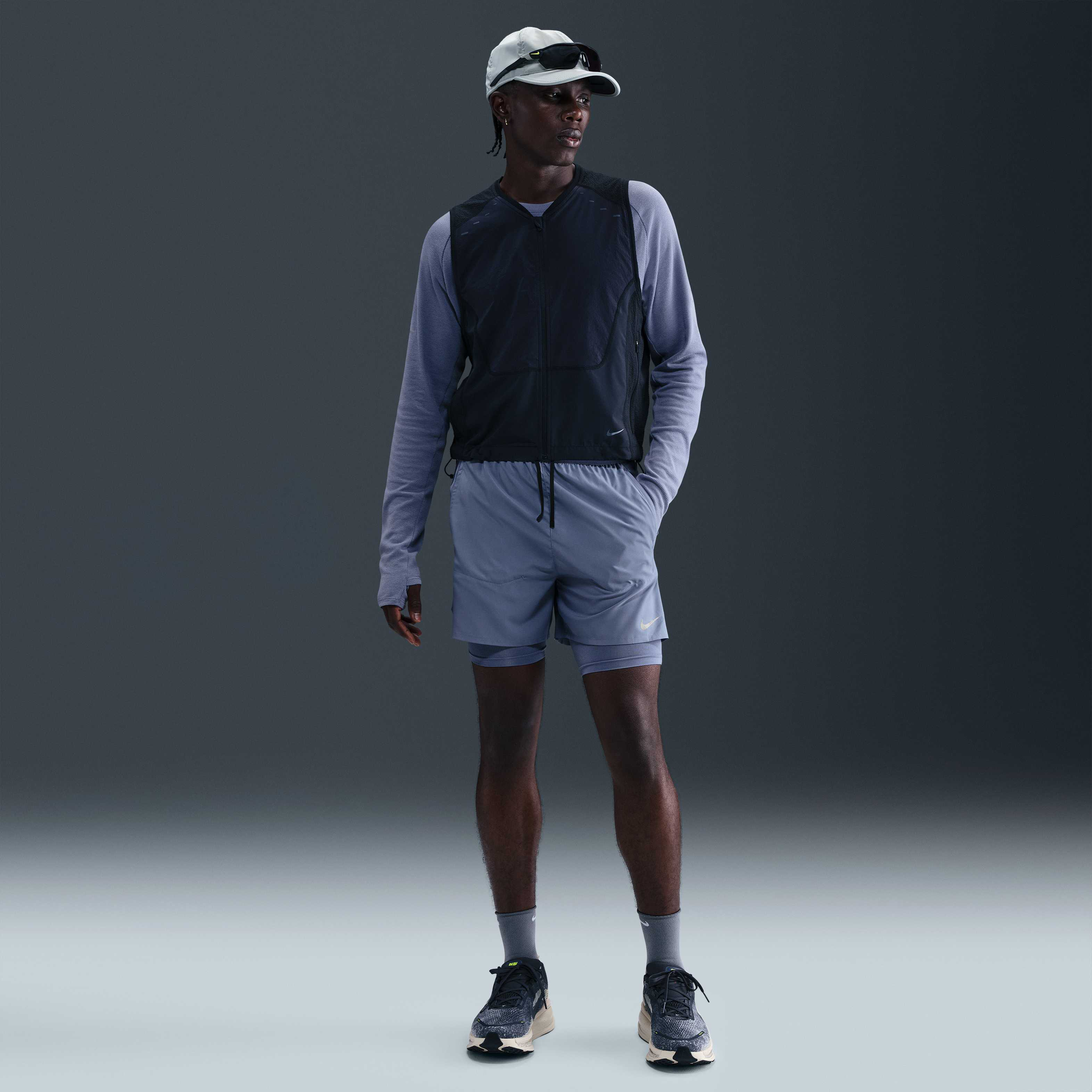 Nike Stride image number 0