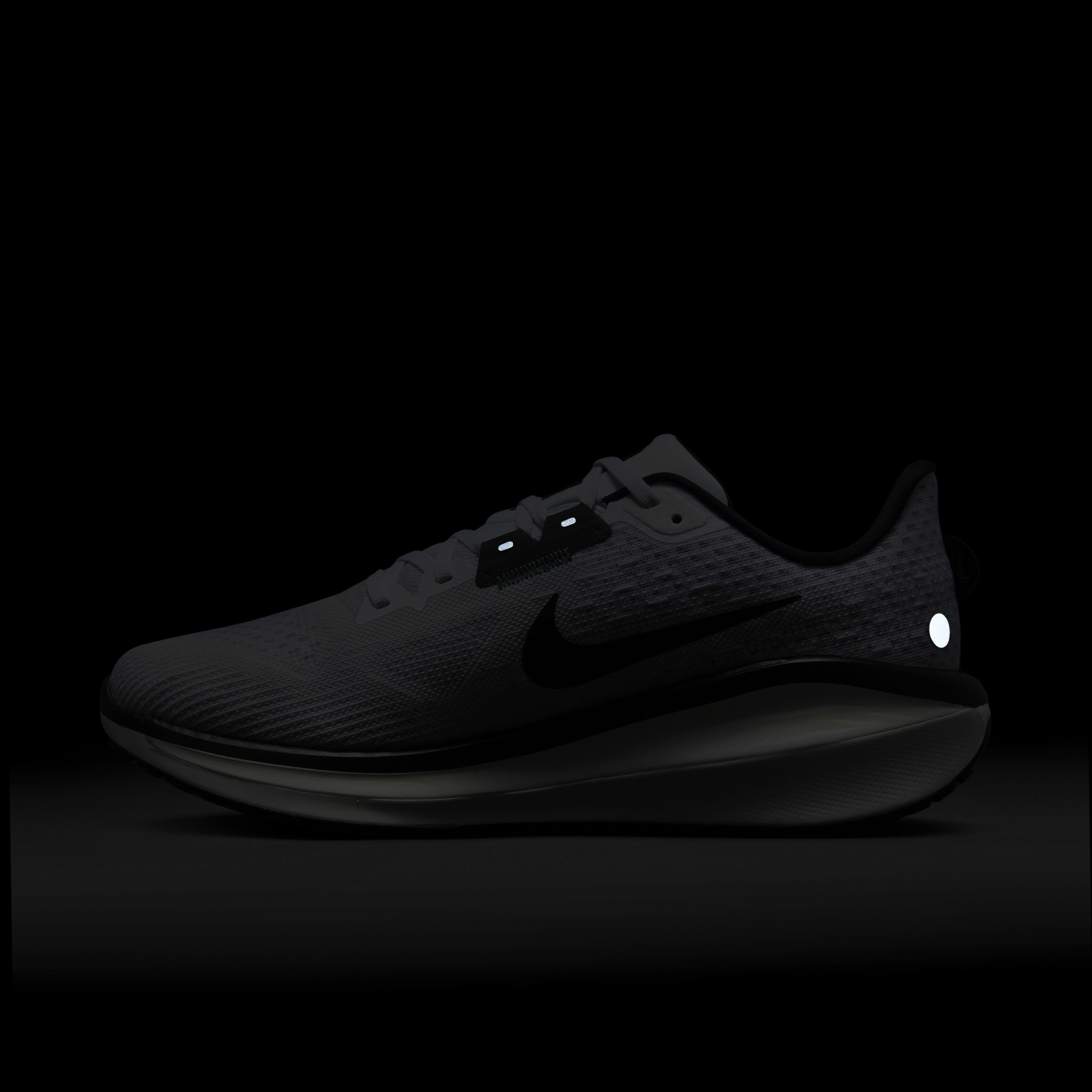 Nike Vomero 17 image number 11