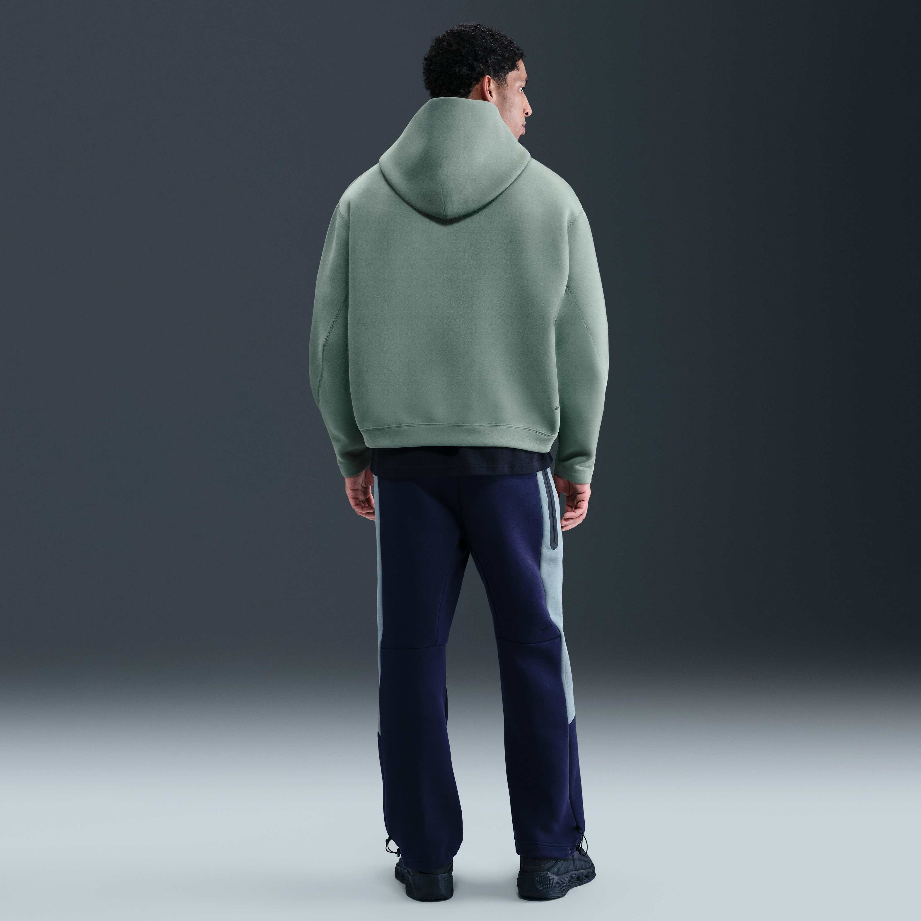 نايكي تك image number 4