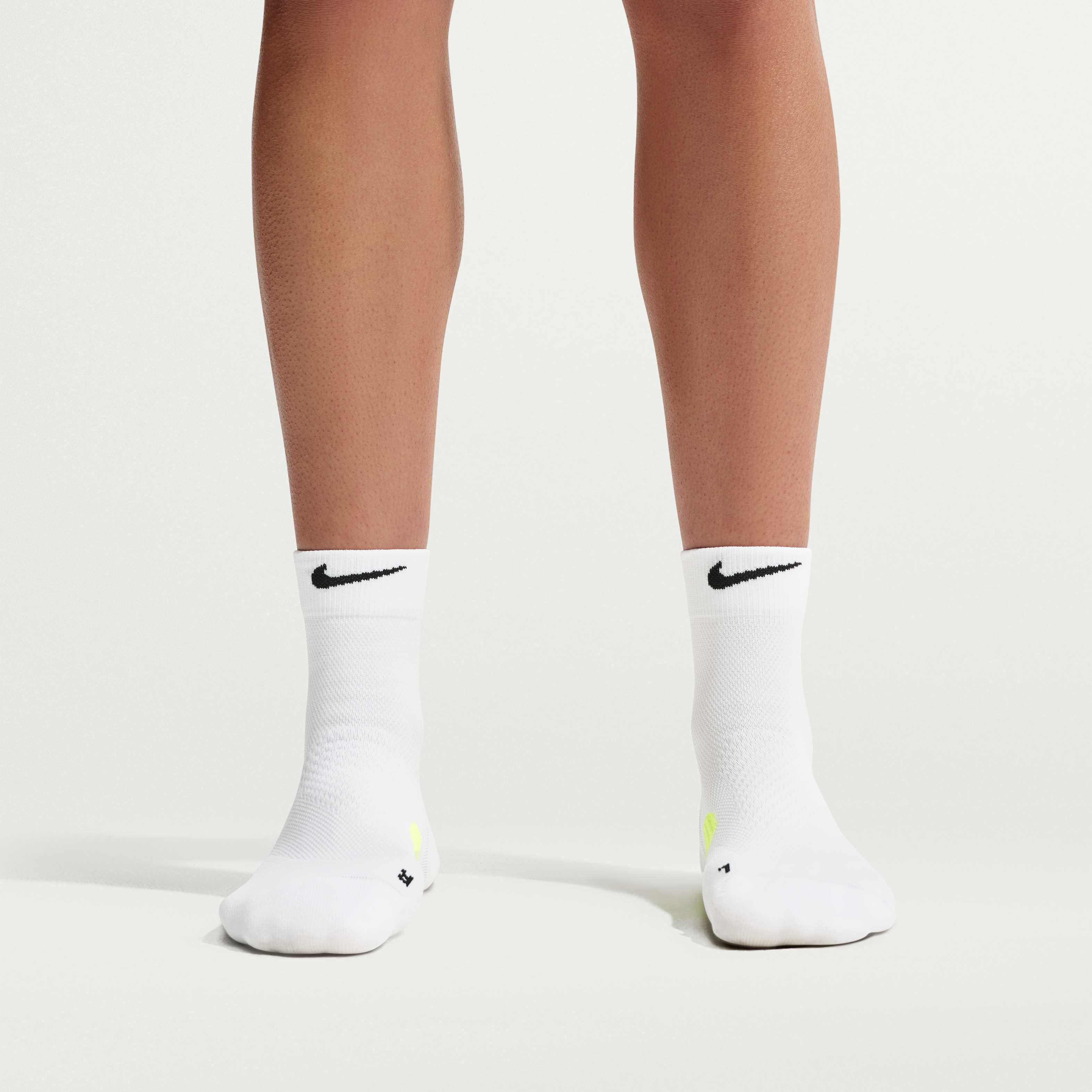 Nike Run Midweight image number 1