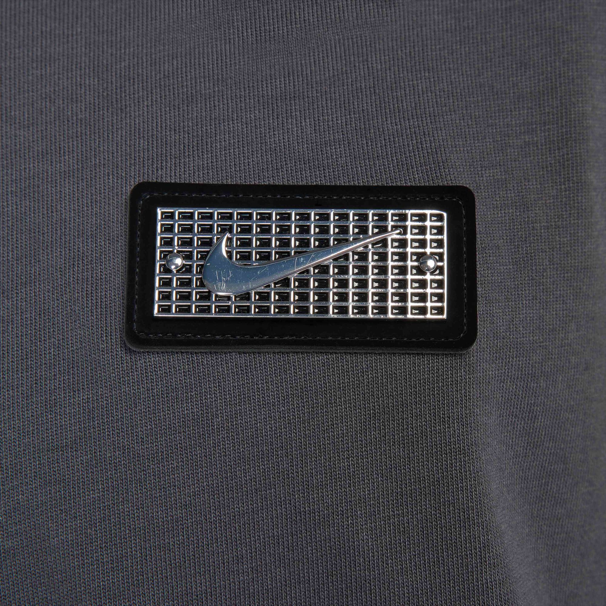 Zoom image