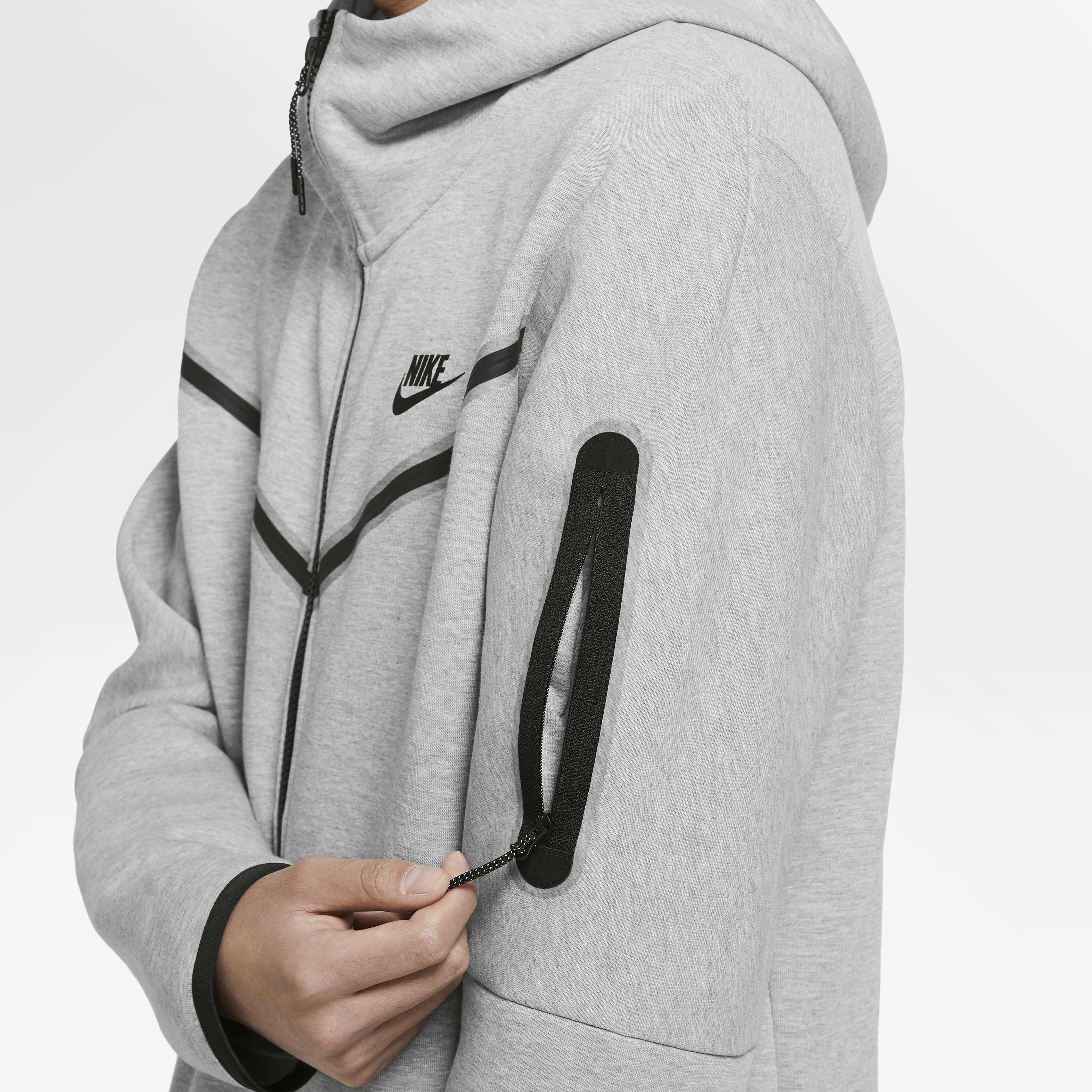 Nike Sportswear Tech Fleece image number 4