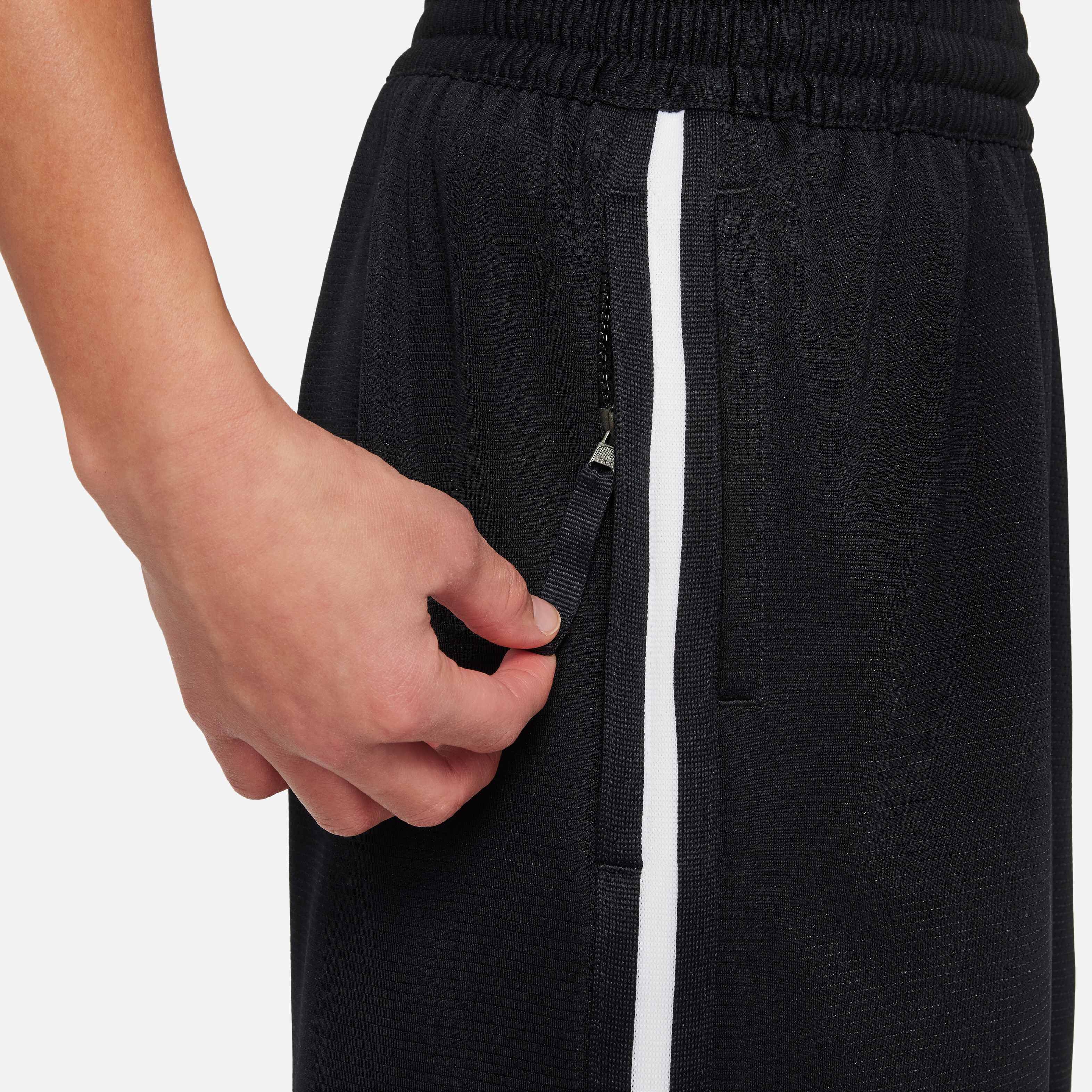 Nike Dri-FIT DNA image number 6