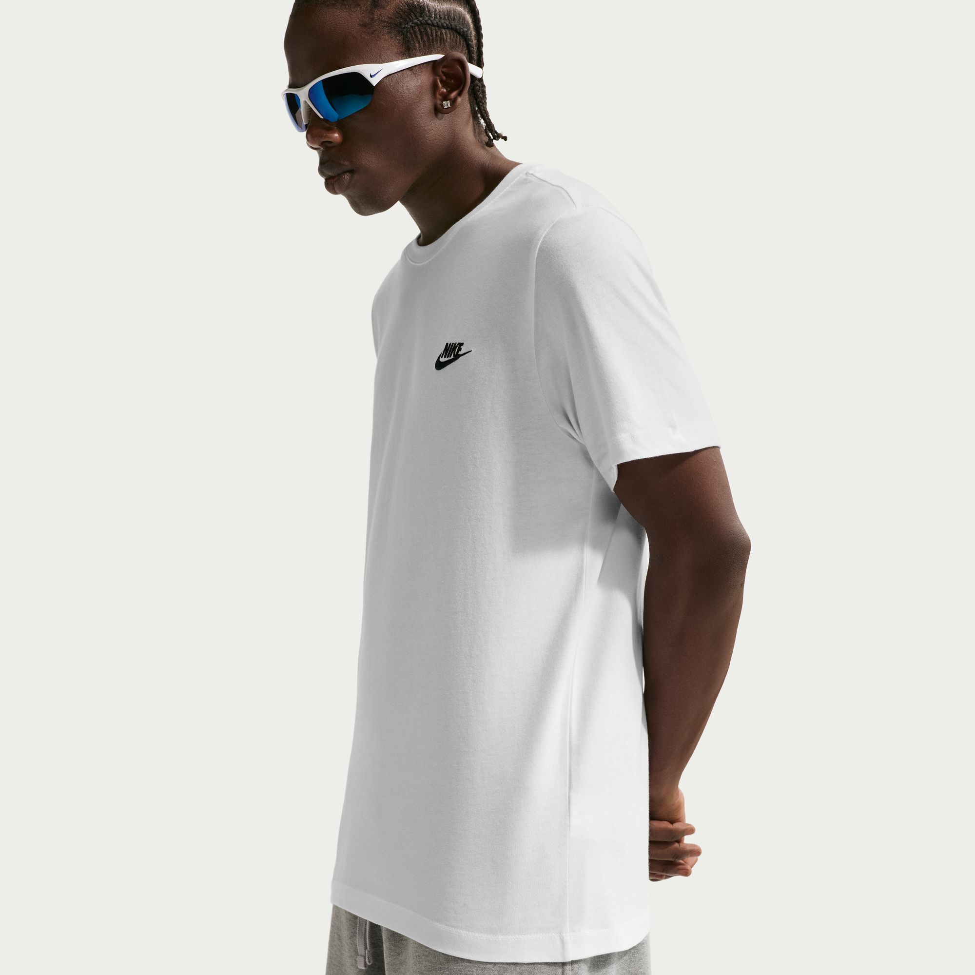 Nike Sportswear Club image number 3