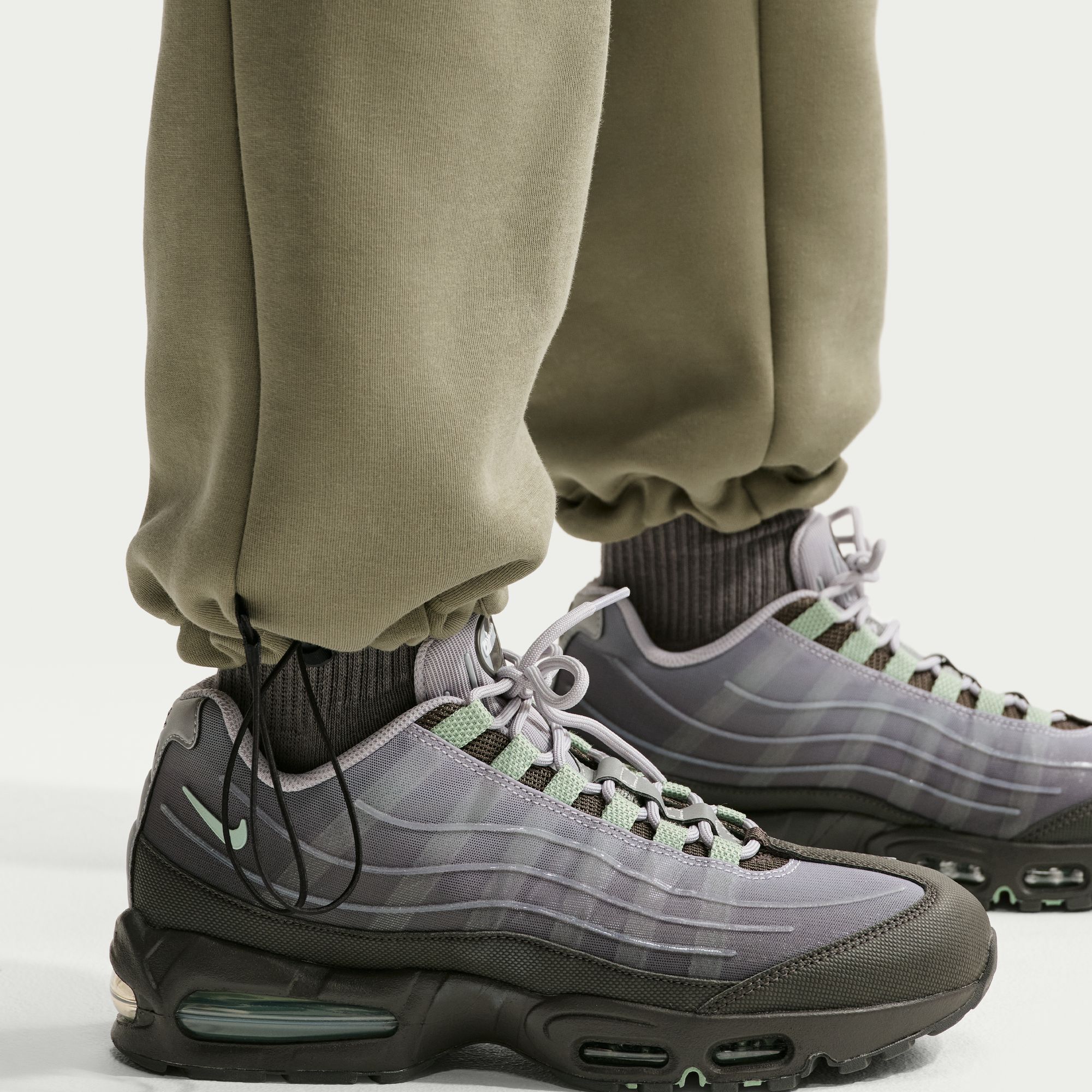 Nike Tech image number 5