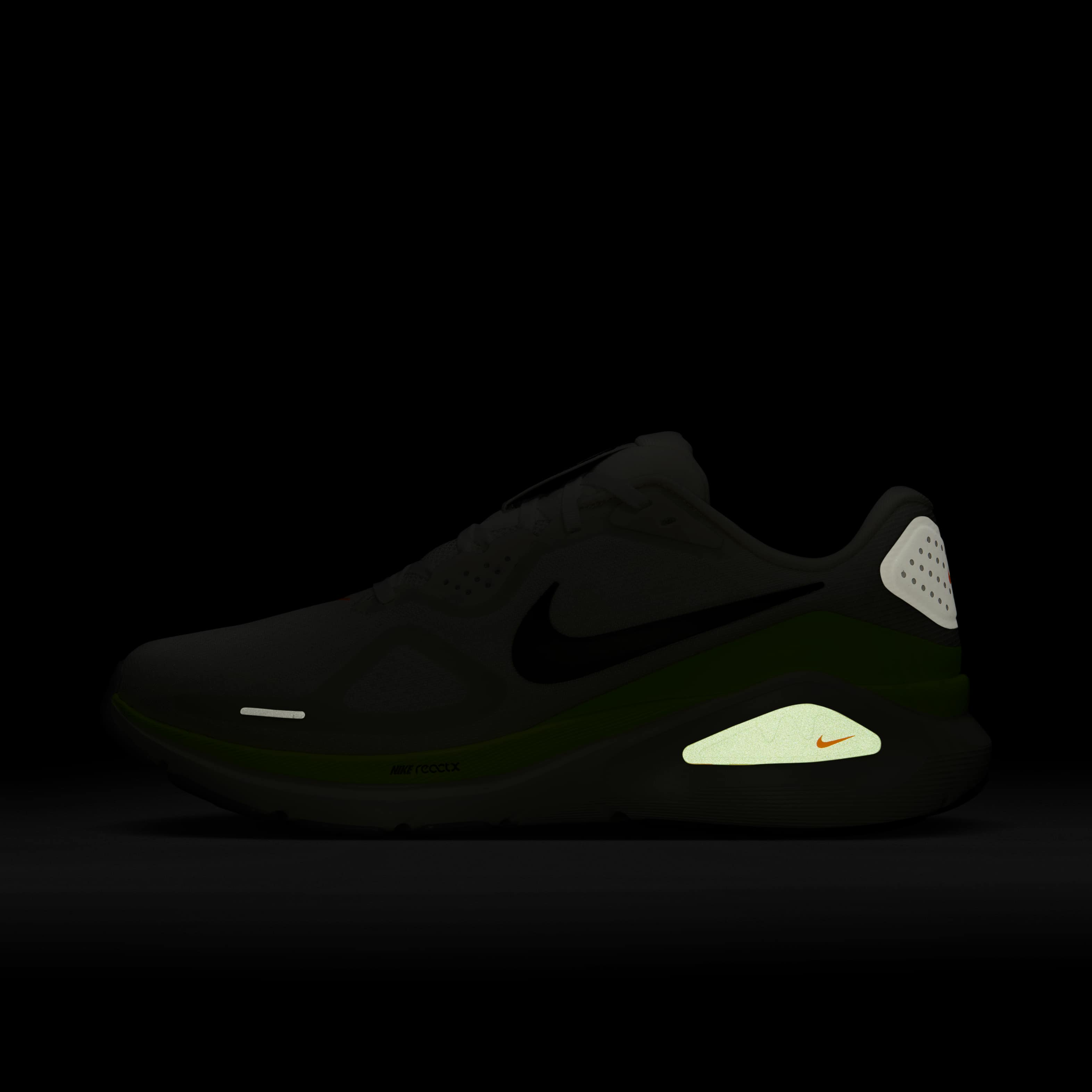 Nike Structure 26 image number 8