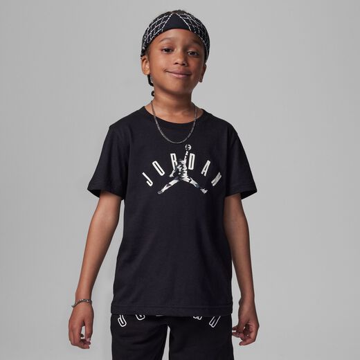 Shop Stylish Jordan T Shirts for Your Everyday Look Nike UAE