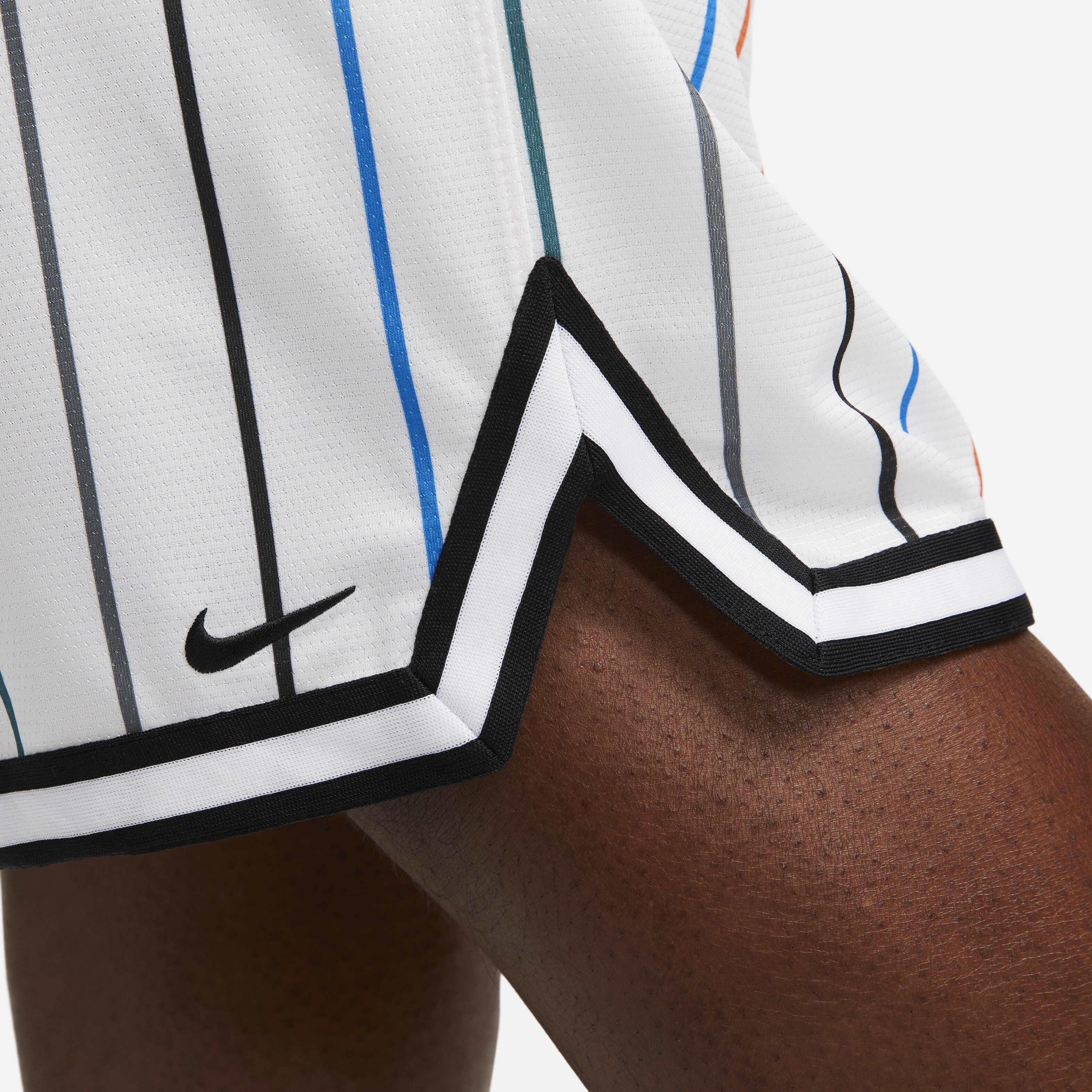 Nike Dri-FIT DNA image number 9
