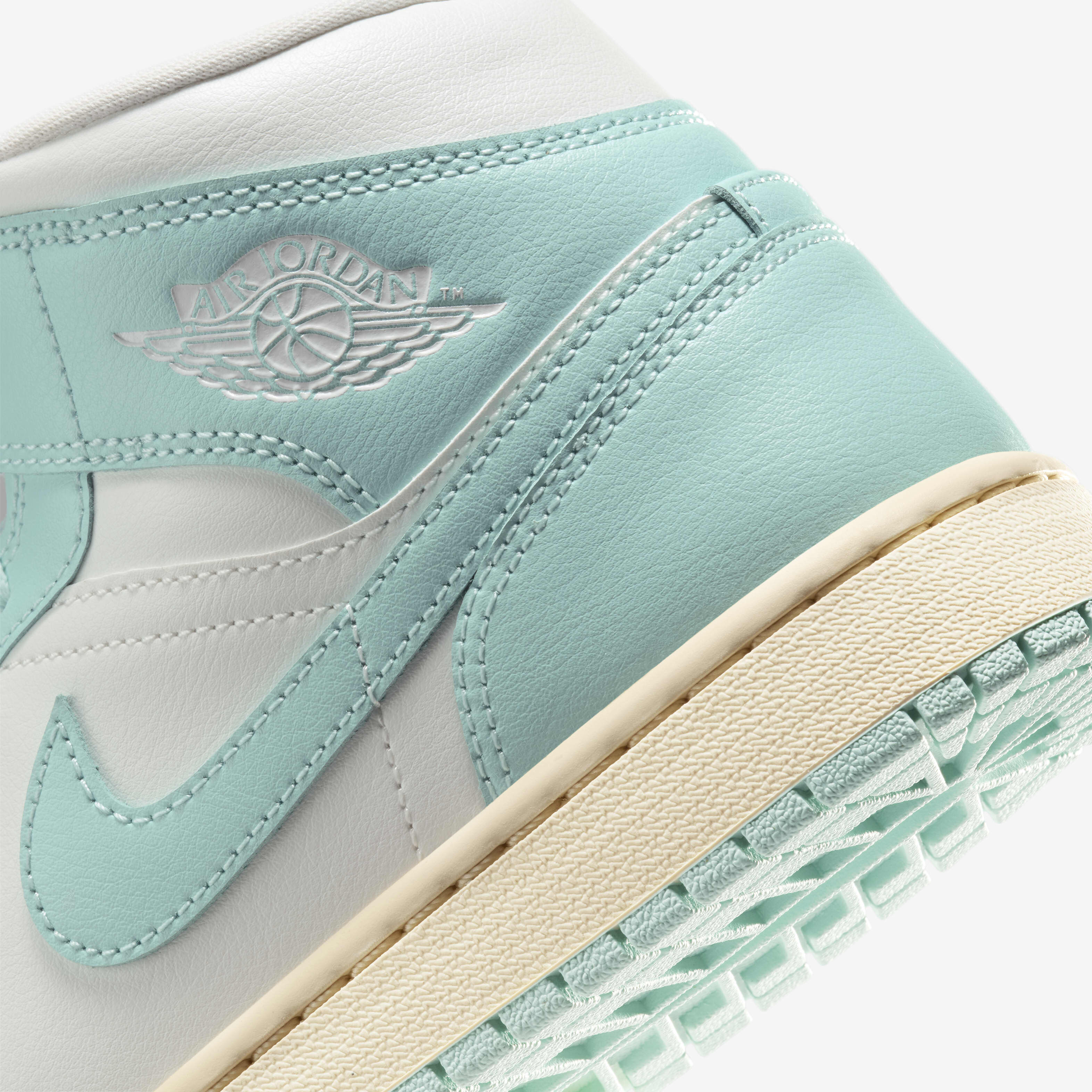 Buy Air Jordan 1 Mid Women s Shoes Nike UAE Official