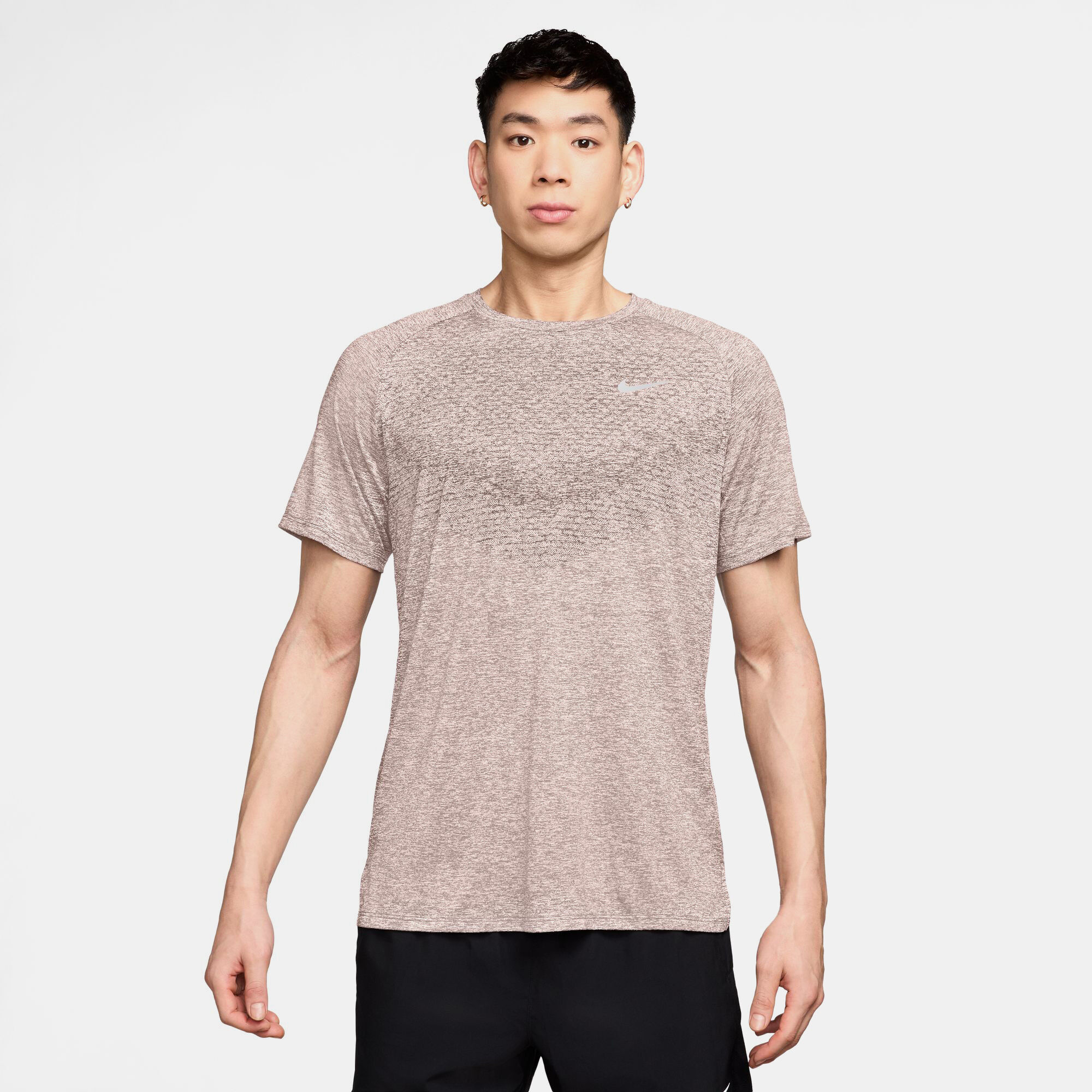 نايكي سترايد image number 0