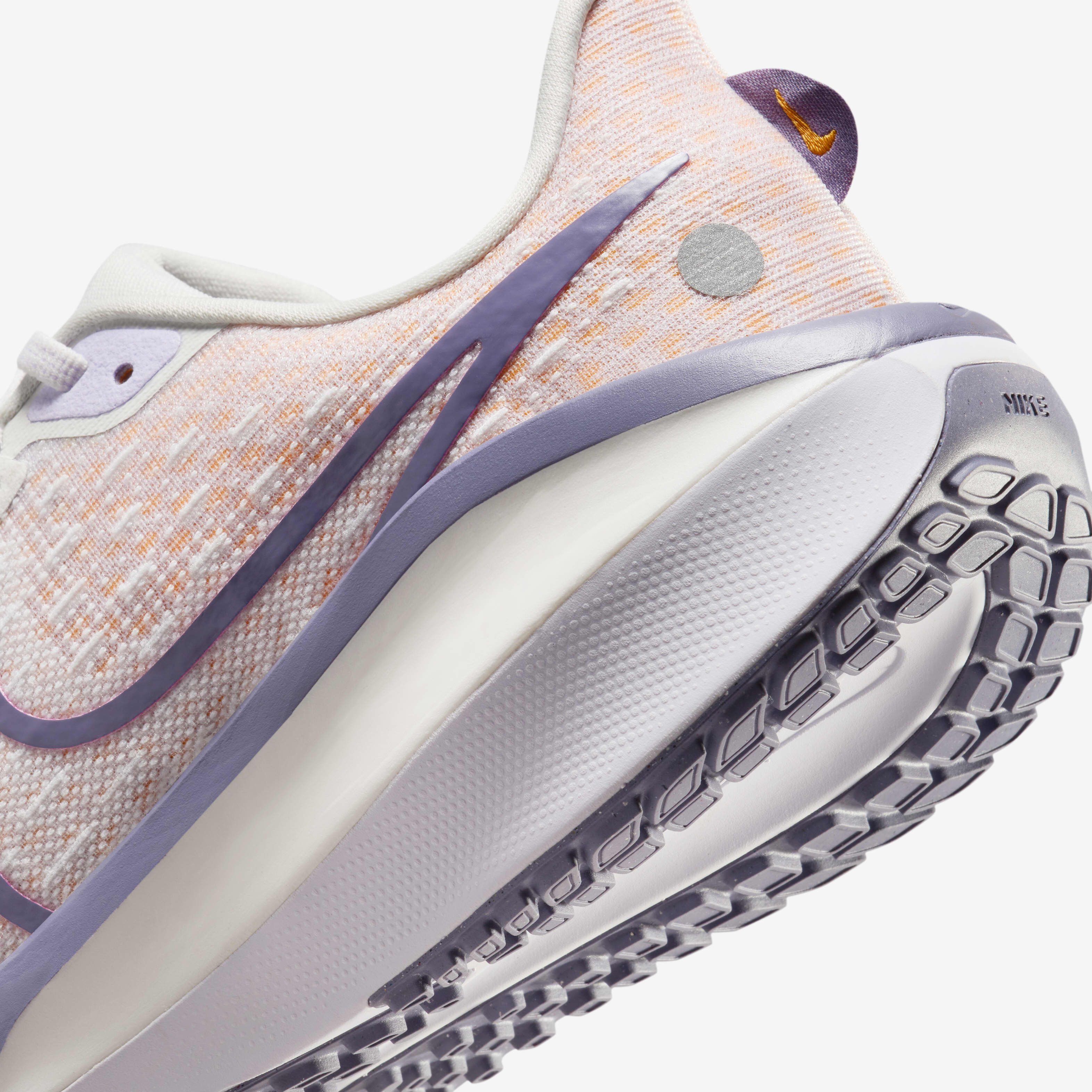 Nike Vomero 17 image number 7