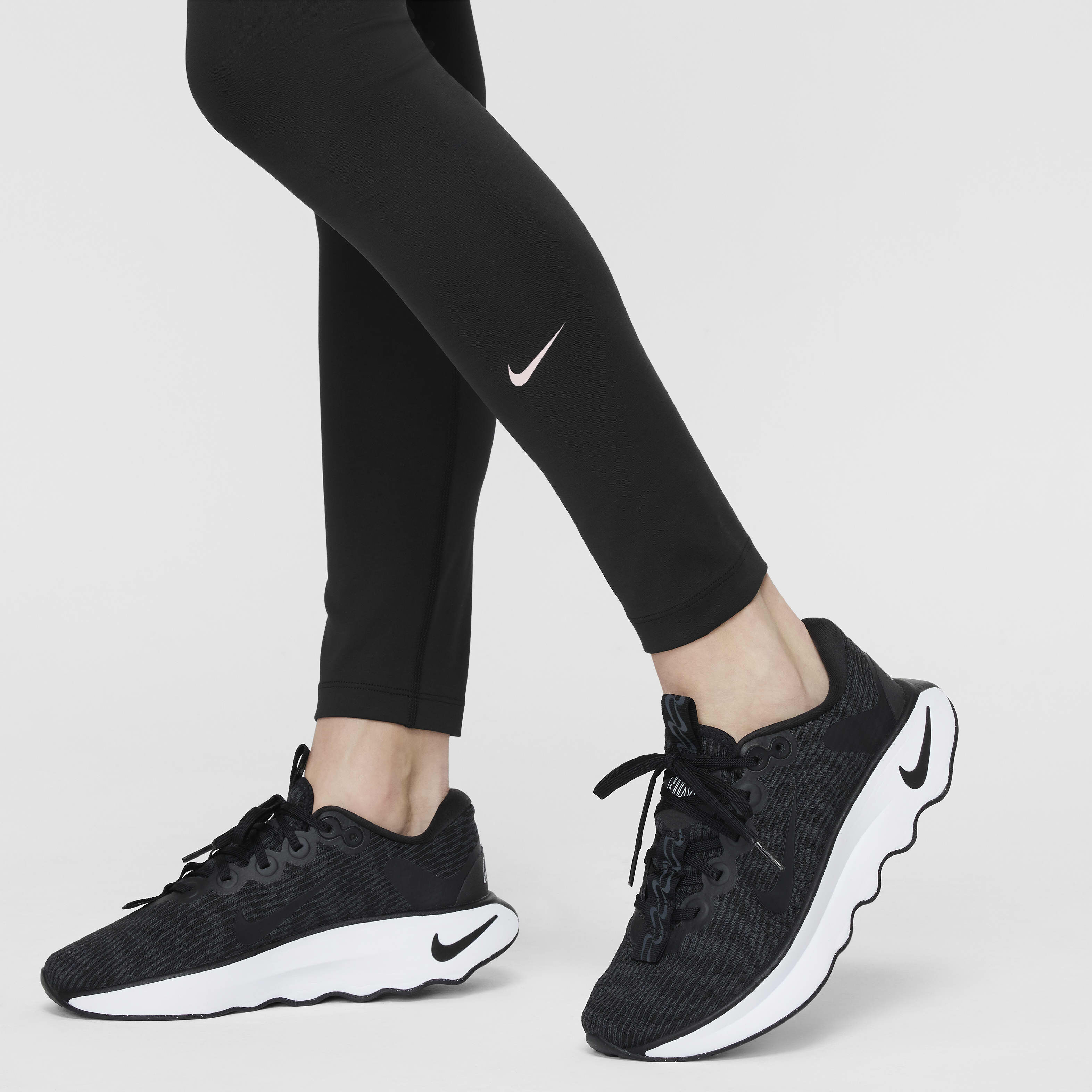 نايكي دراي-فت ون image number 3