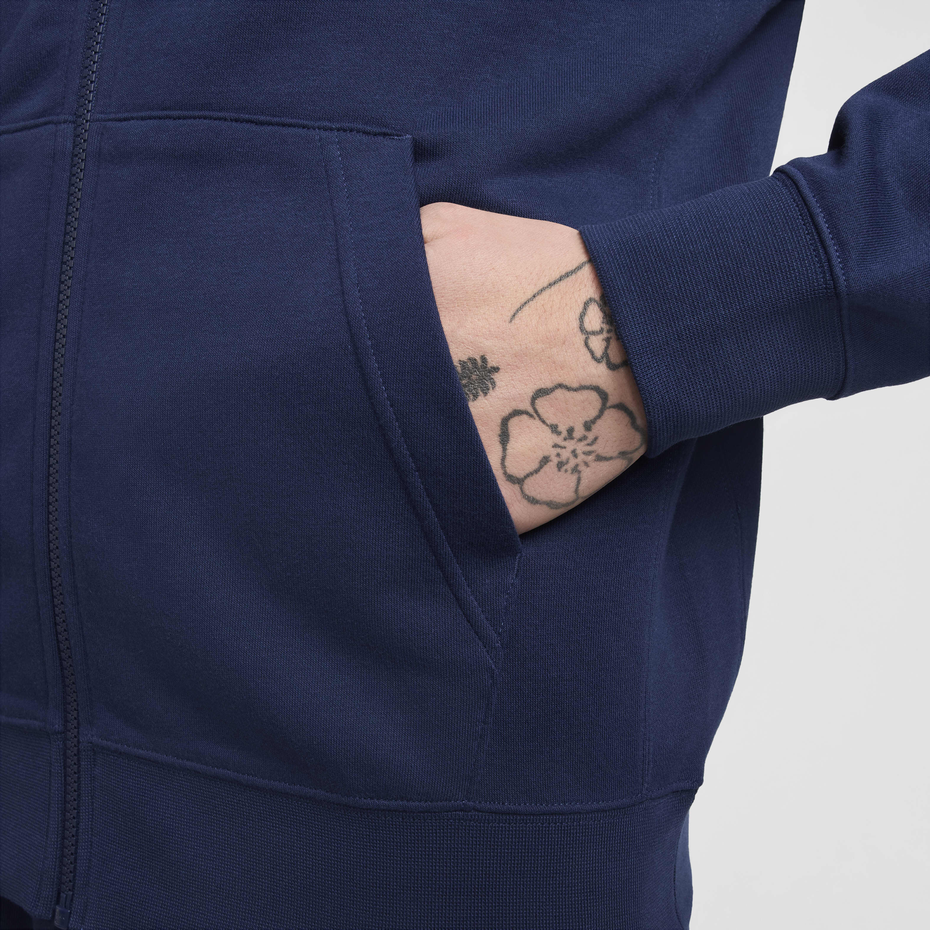 نايكي سبورتسوير كلوب image number 4