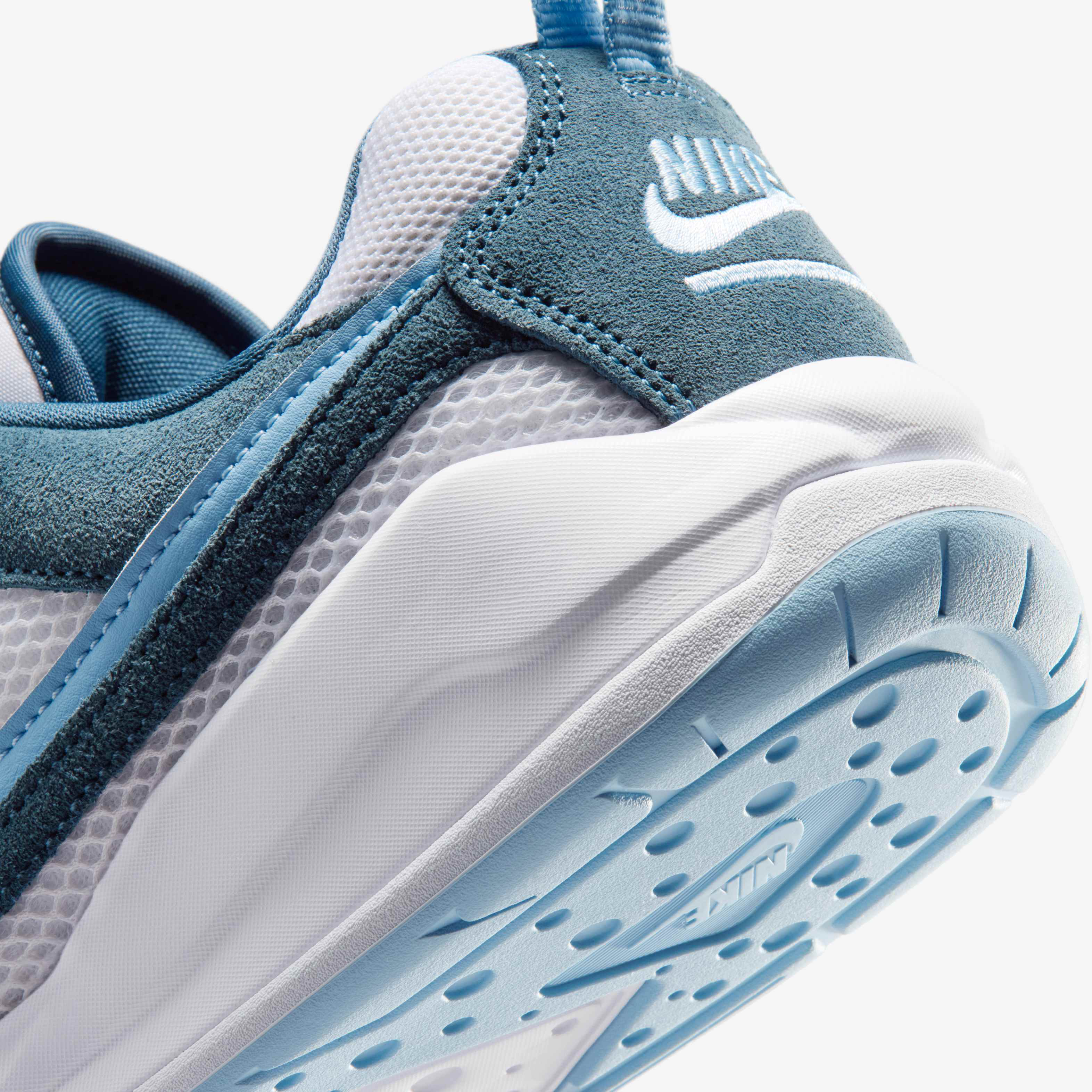 جوردن سي أم أف تي ايرا image number 7