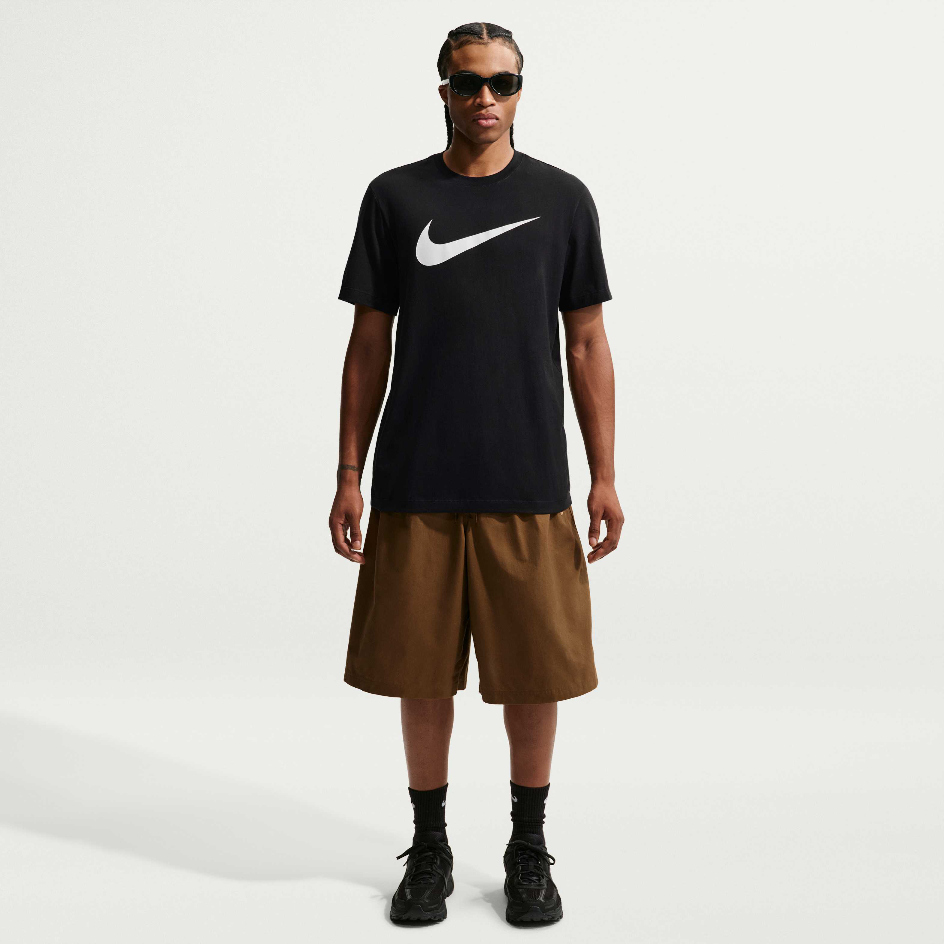 Nike Sportswear Swoosh image number 3