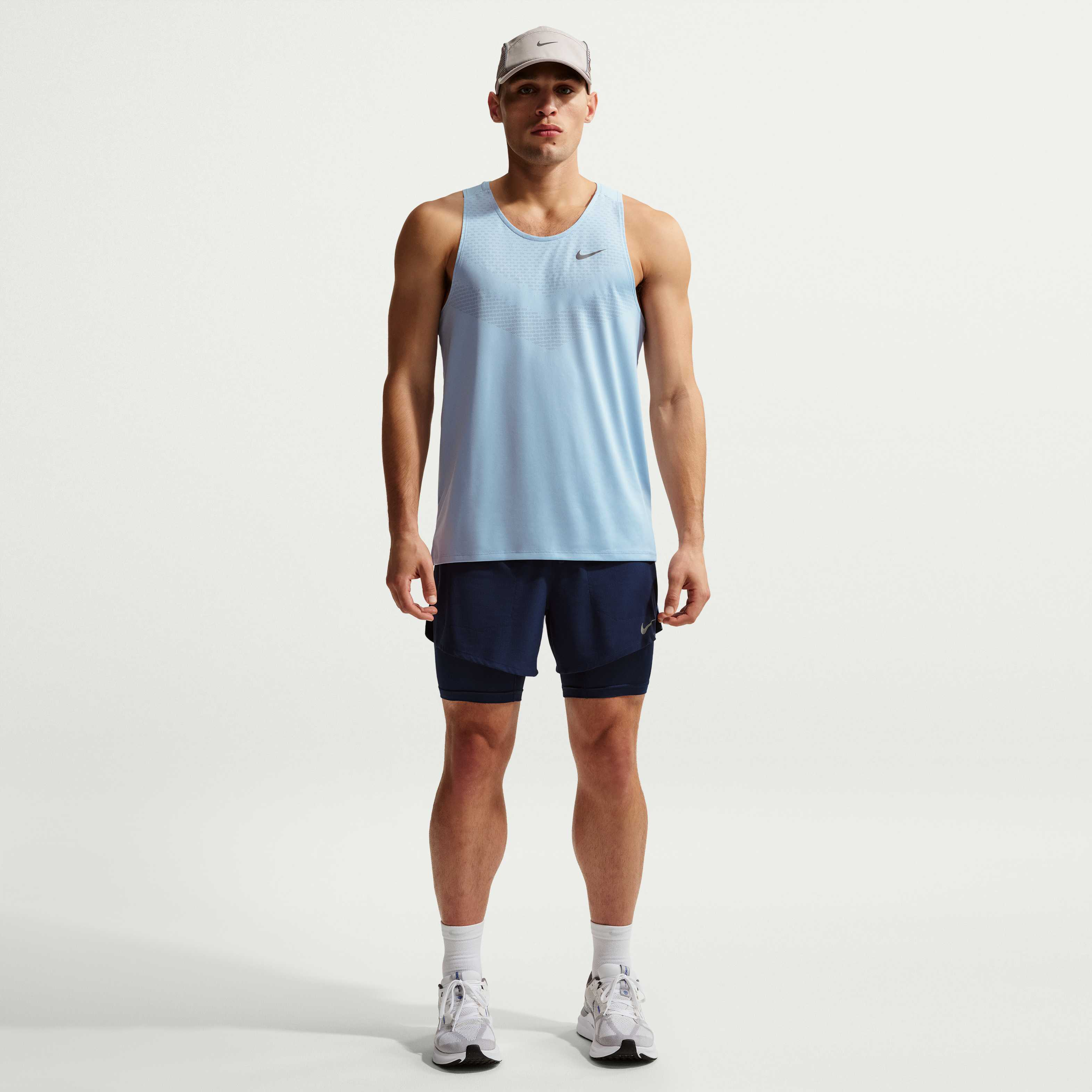 نايكي سترايد image number 0