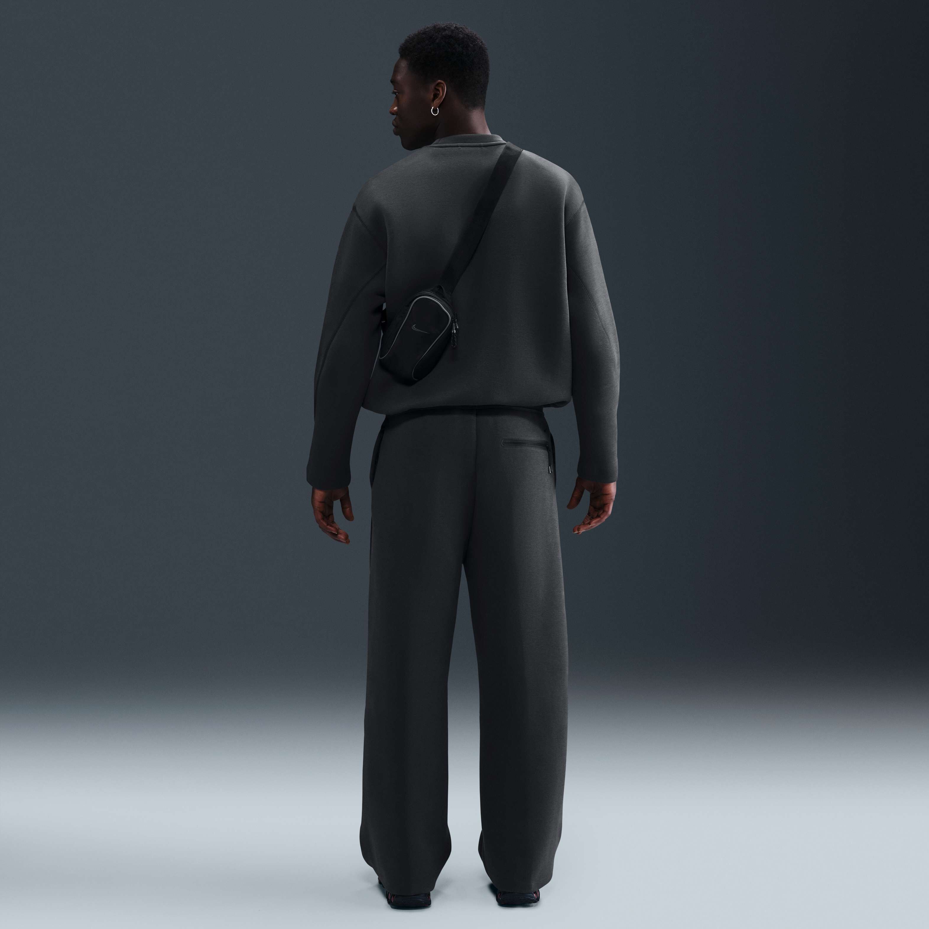 Nike Tech image number 3