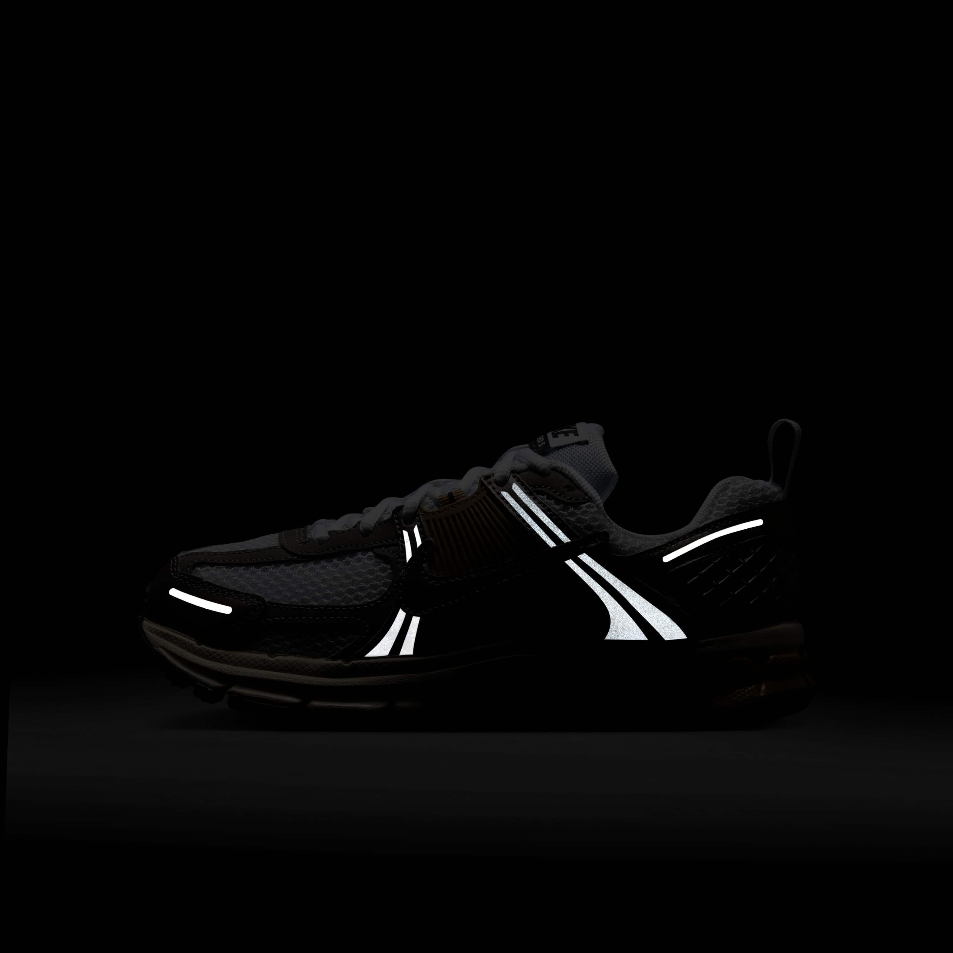 Nike Vomero 5 image number 10