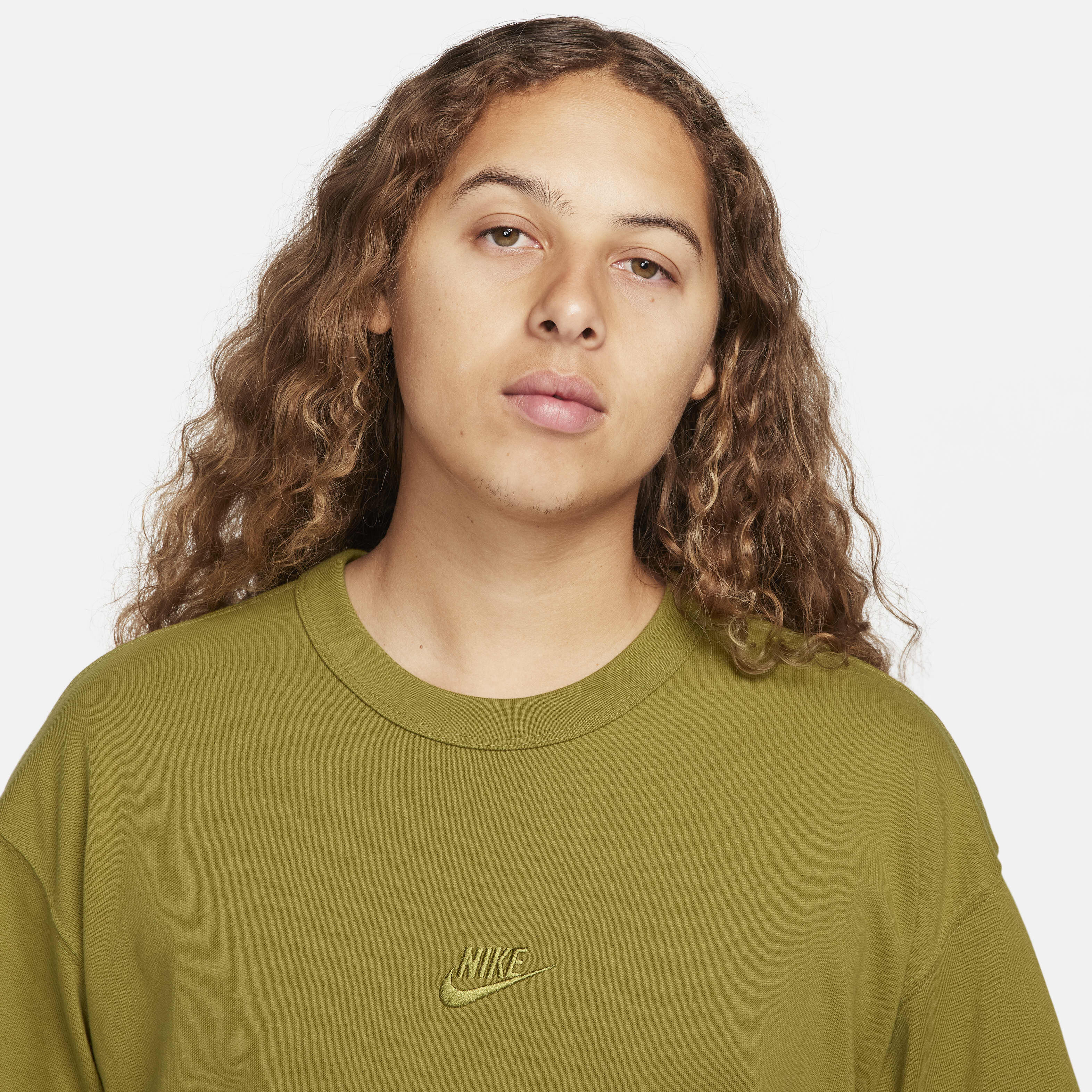 Nike Sportswear Premium Essentials image number 2