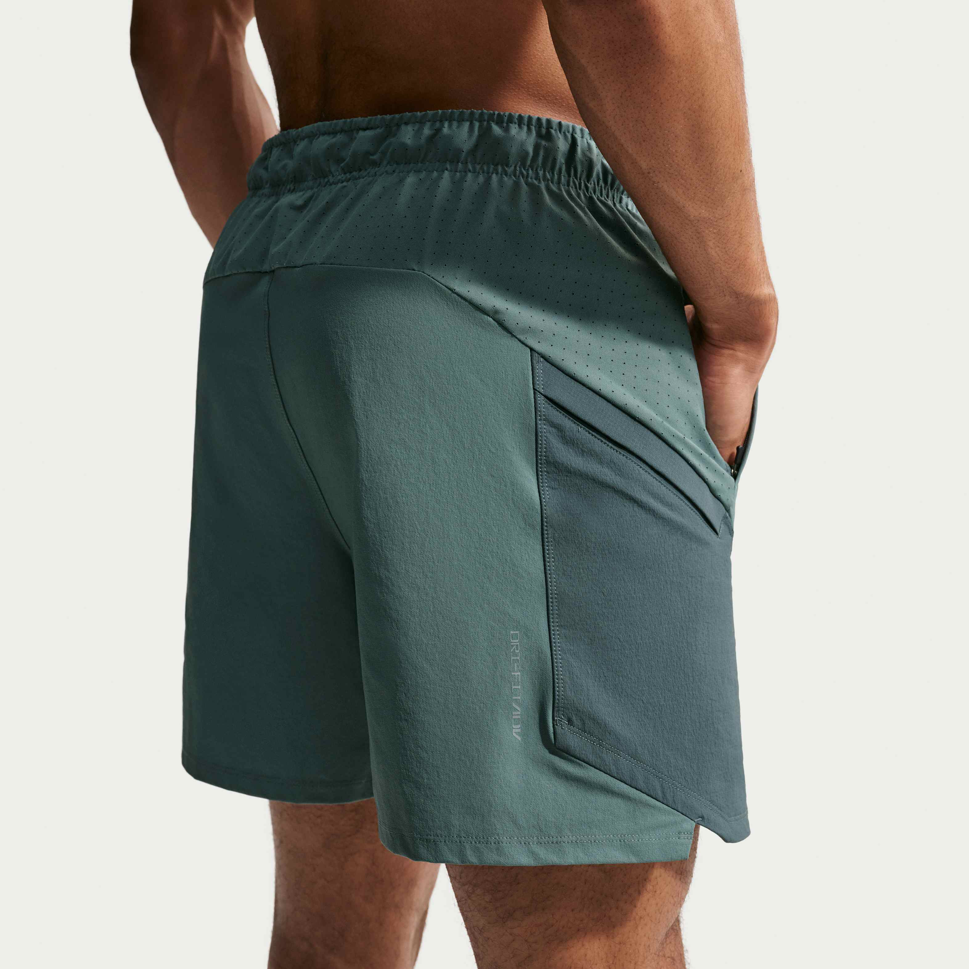 Nike Pro Training image number 2