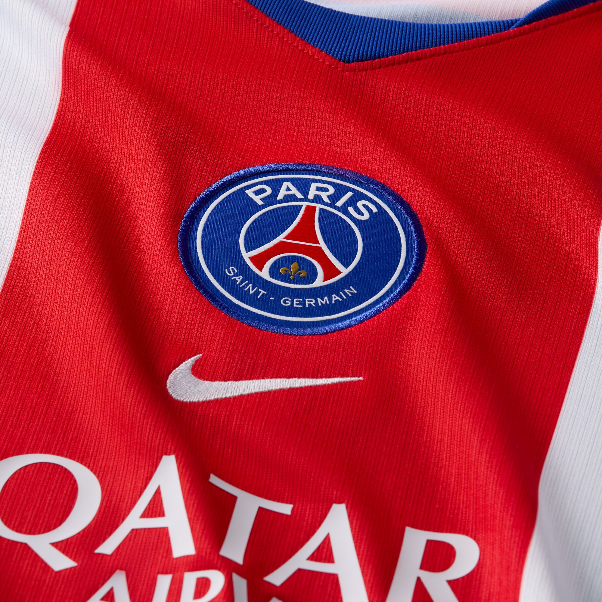 Paris Saint-Germain 2026/27 Stadium Home image number 2